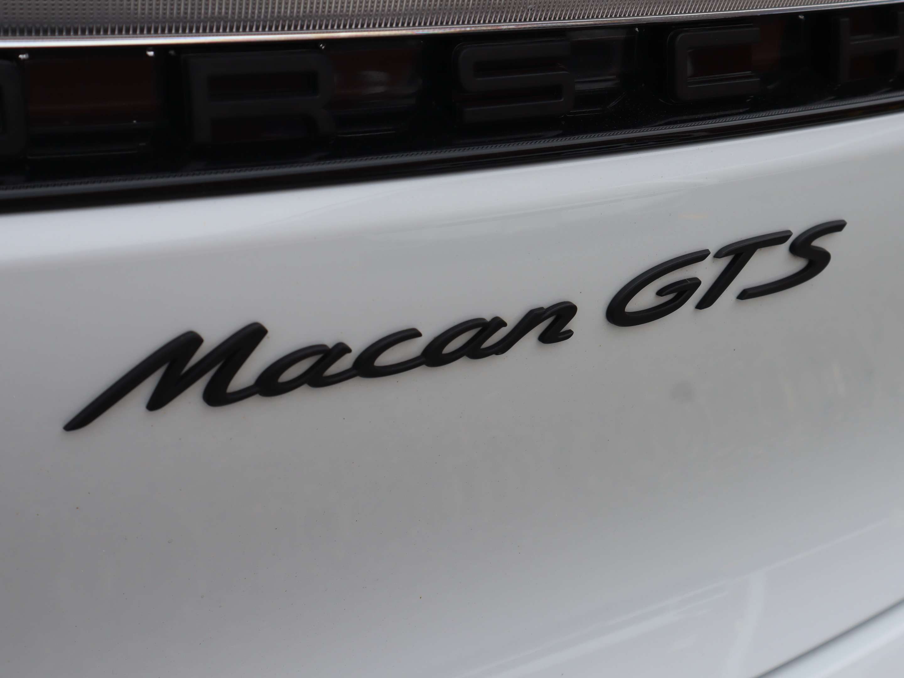 2024 Porsche Macan GTS AWD thumb 36