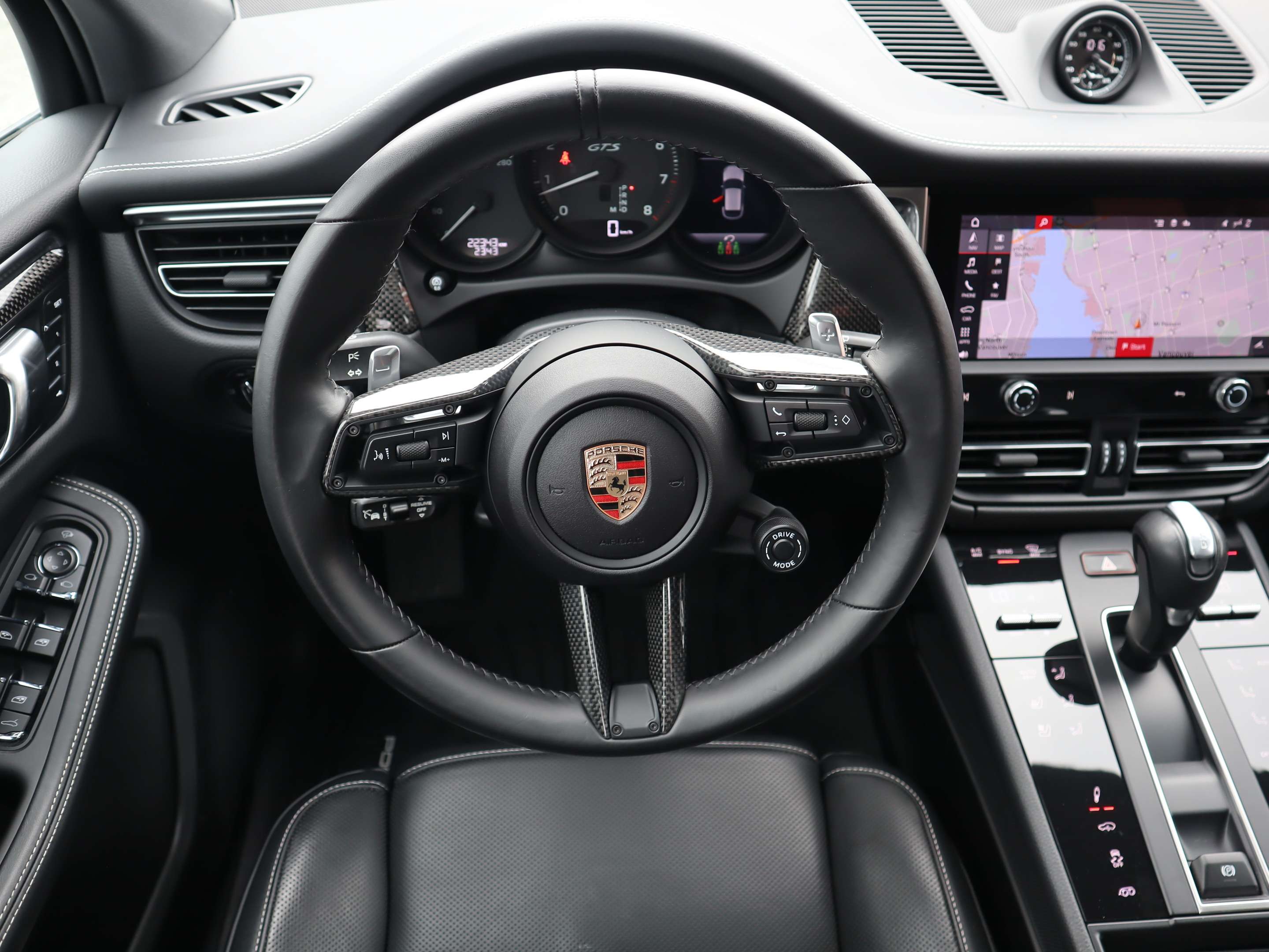 2024 Porsche Macan GTS AWD thumb 14