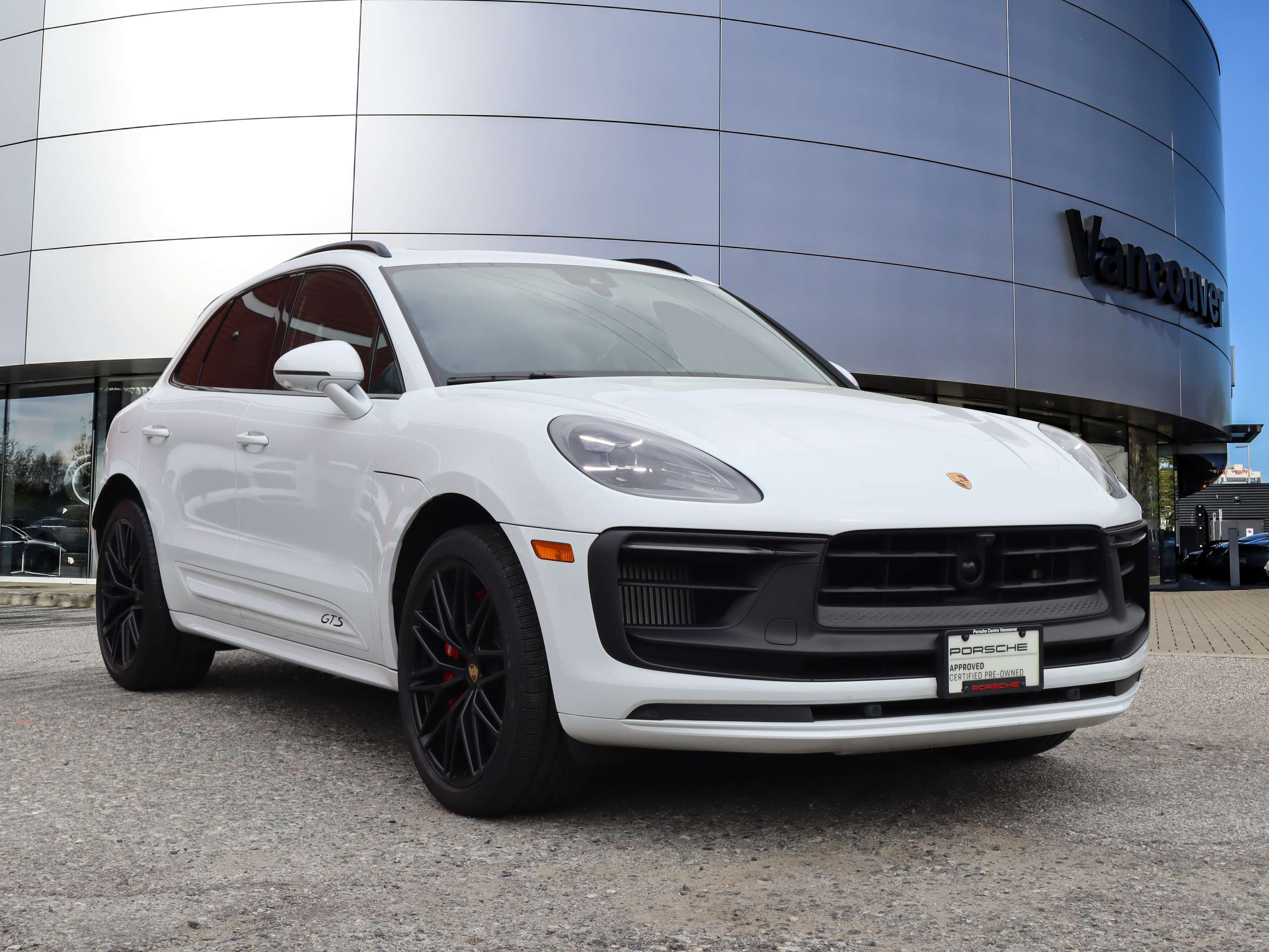 2024 Porsche Macan GTS AWD thumb 7