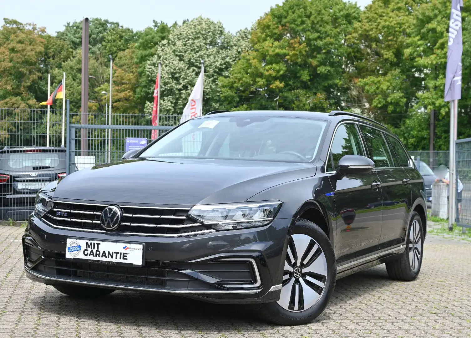 Volkswagen Passat Variant 1.4 TSI GTE 1.Hd Navi LED Kamera Gris - 1