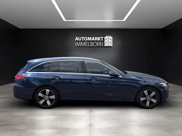 Mercedes-Benz C view 7