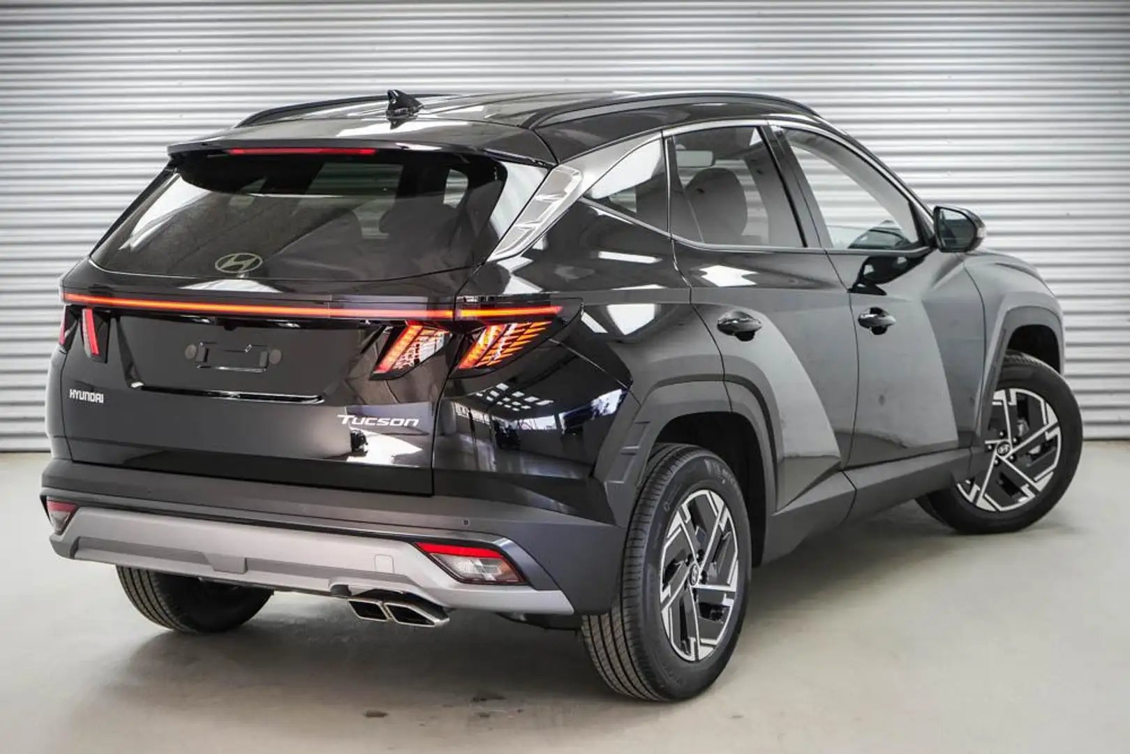 Hyundai TUCSON 1,6 T-GDI 2WD DCT MHEV Essential -  -LAG. 118 k... Schwarz - 2