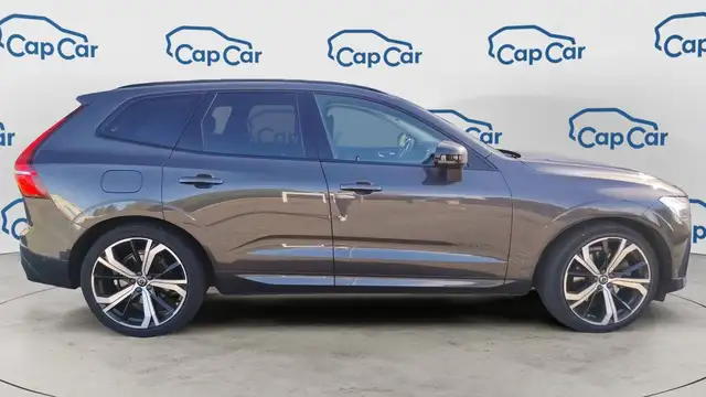 Volvo XC60 view 4