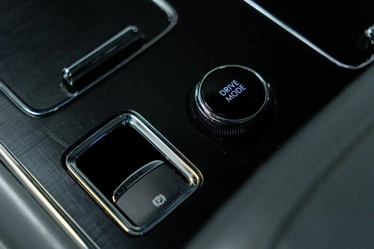 Lincoln Aviator снимка Lincoln Aviator