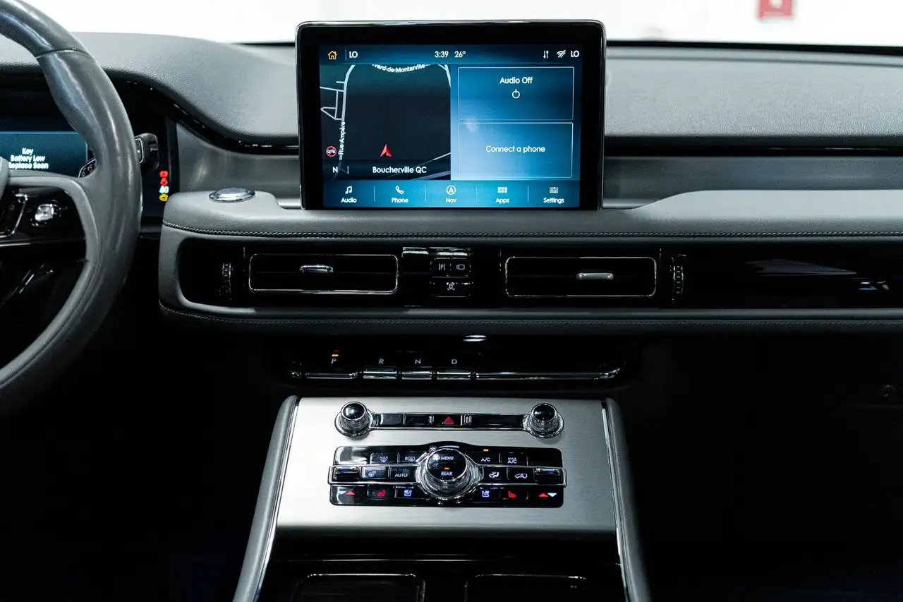 Lincoln Aviator снимка Lincoln Aviator