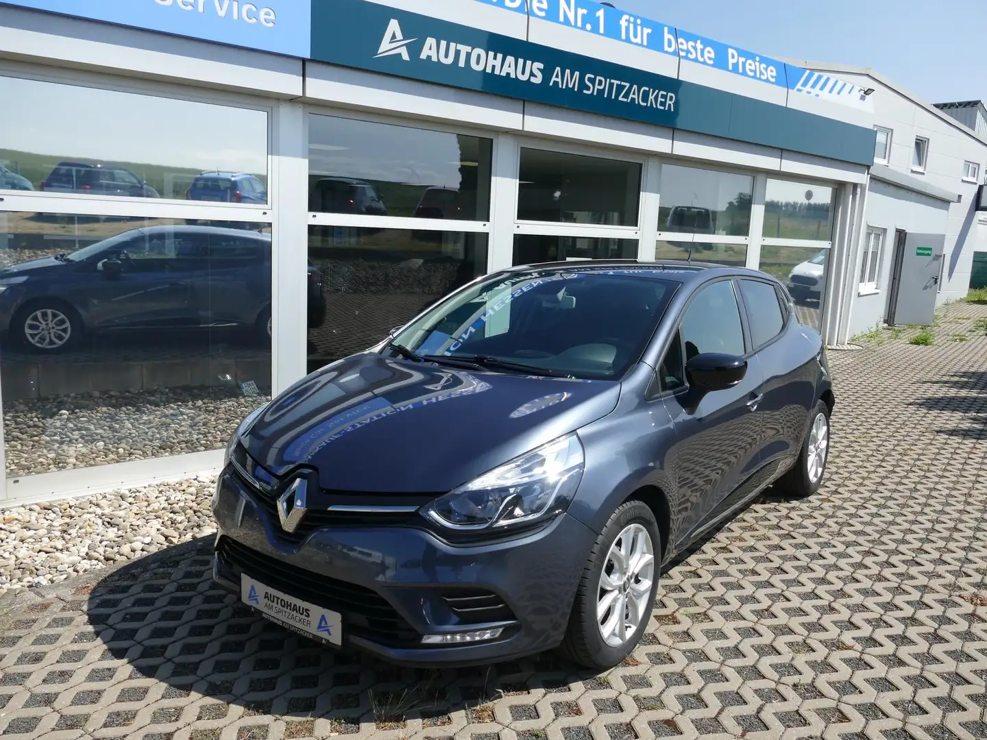 Renault Clio 0.9 TCE Collection NAVI SHZ PDC Grau - 2