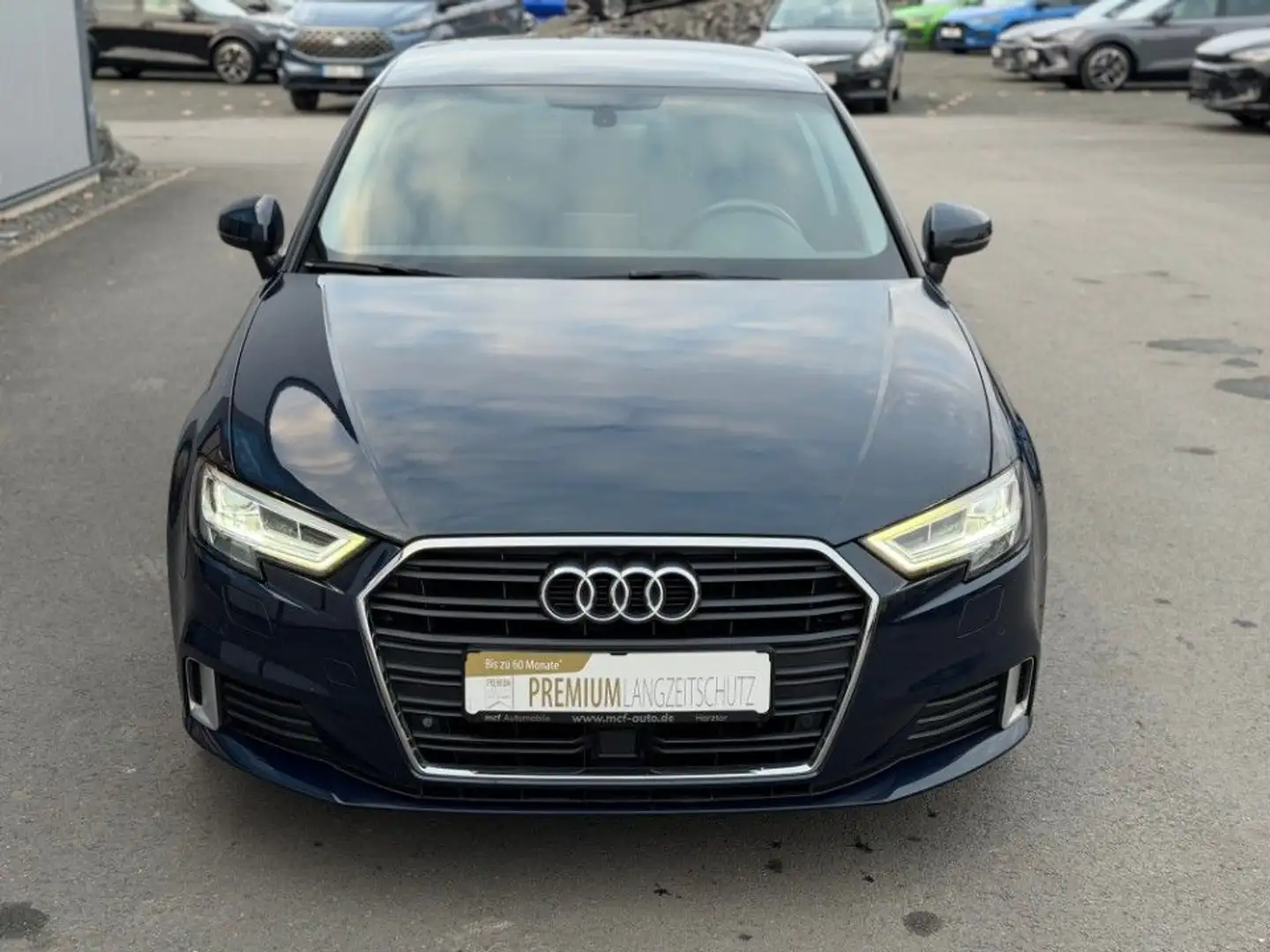 Audi A3 Sportback 1.5 TSI sport *LED*Vollleder*Klima* Синий - 2