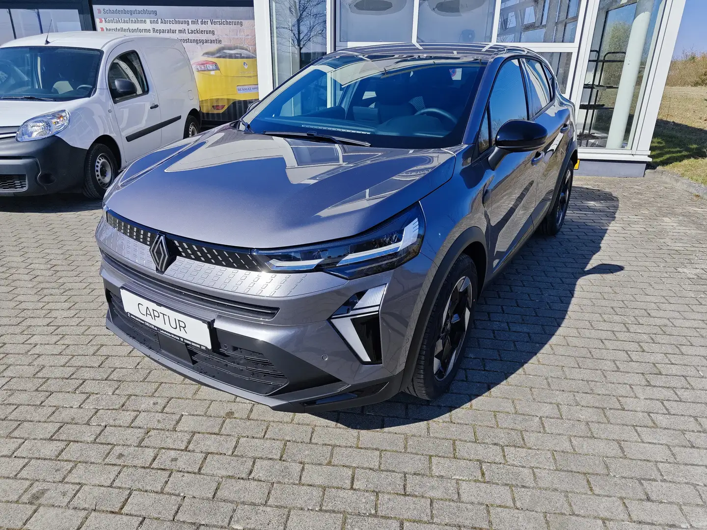 Renault Captur Techno TCe 90 Grau - 2