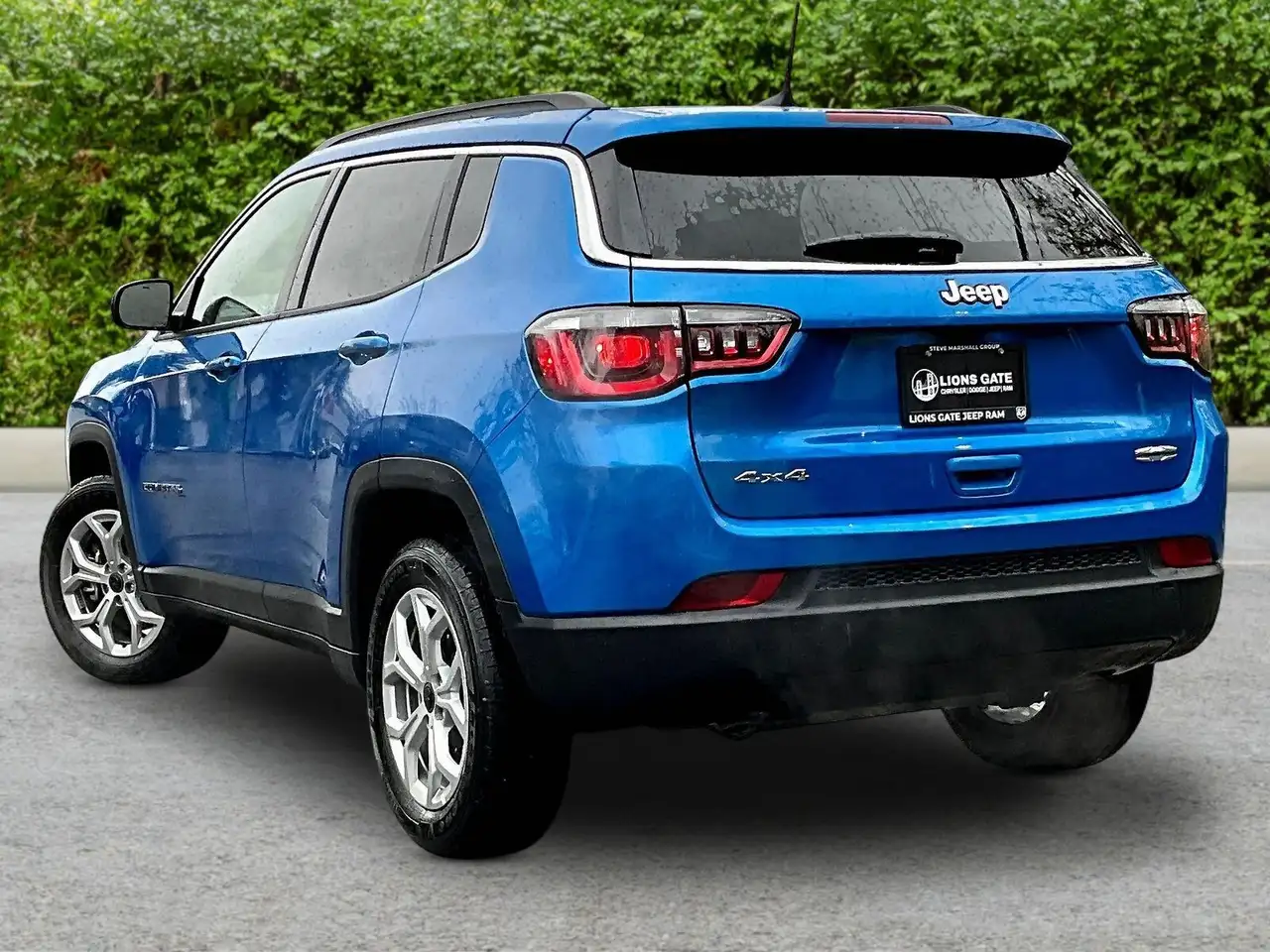 Jeep Compass снимка Jeep Compass