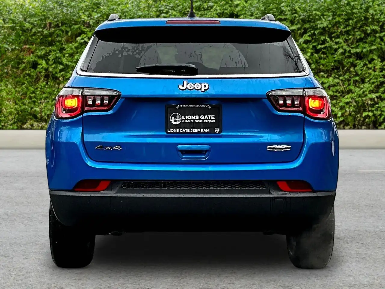 Jeep Compass снимка Jeep Compass