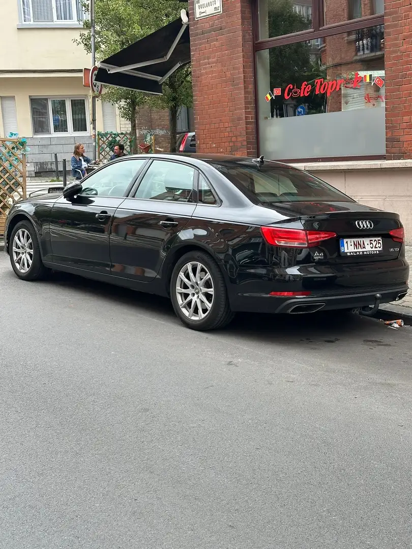 Audi A4 35 TDI S tronic design - 1