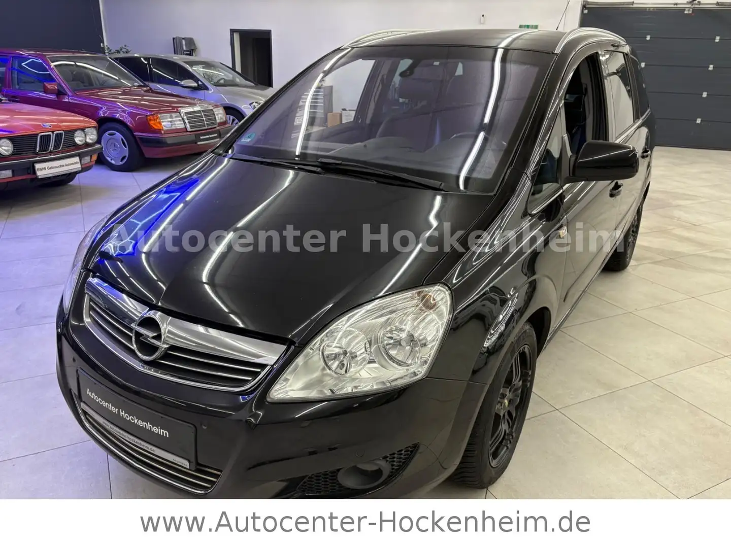 Opel Zafira B Innovation 7 Sitzer Schwarz - 2