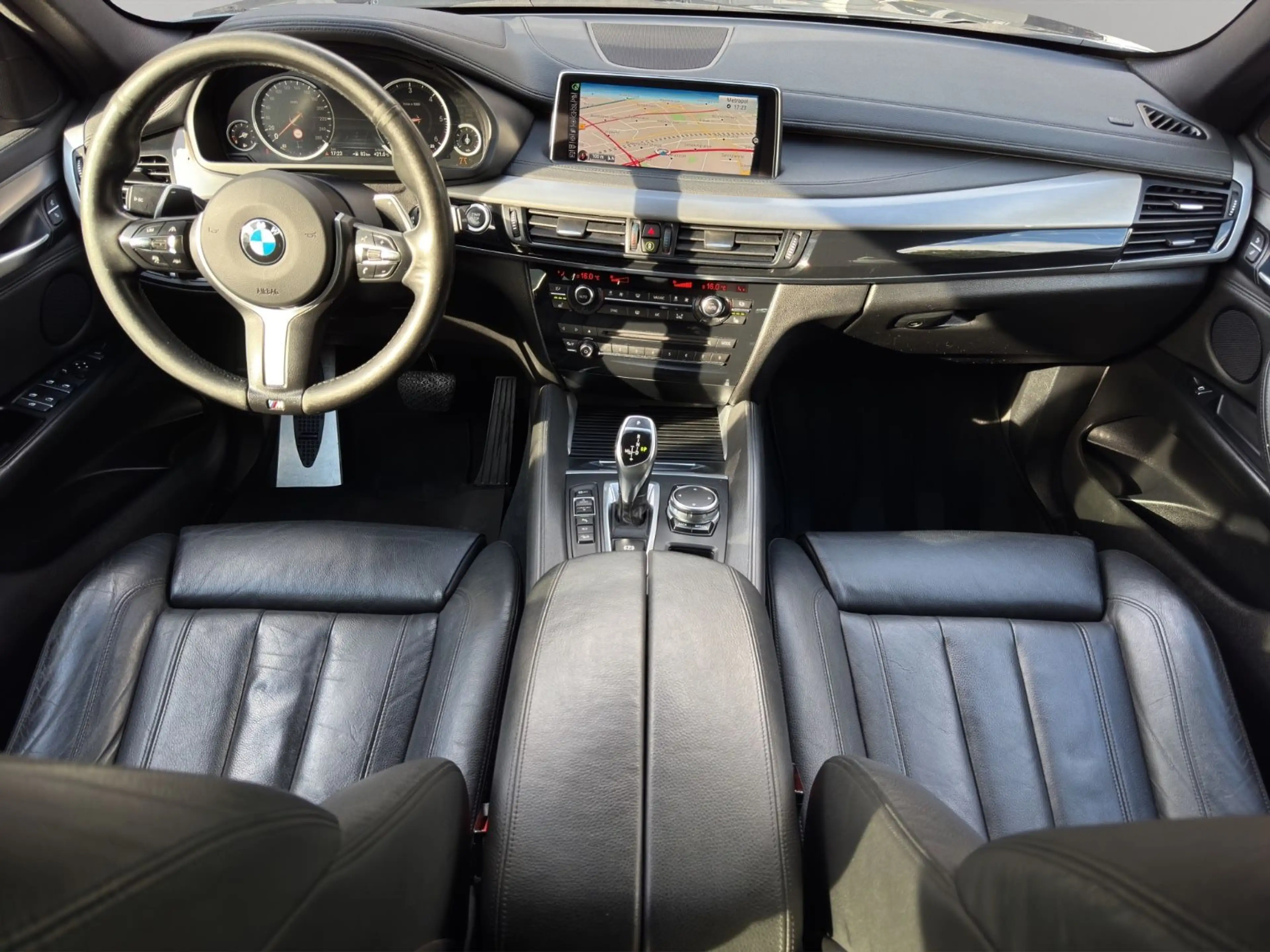 BMW X6 xDrive 40 d*M-PAKET*HEAD UP*PANO*360 — photo 11