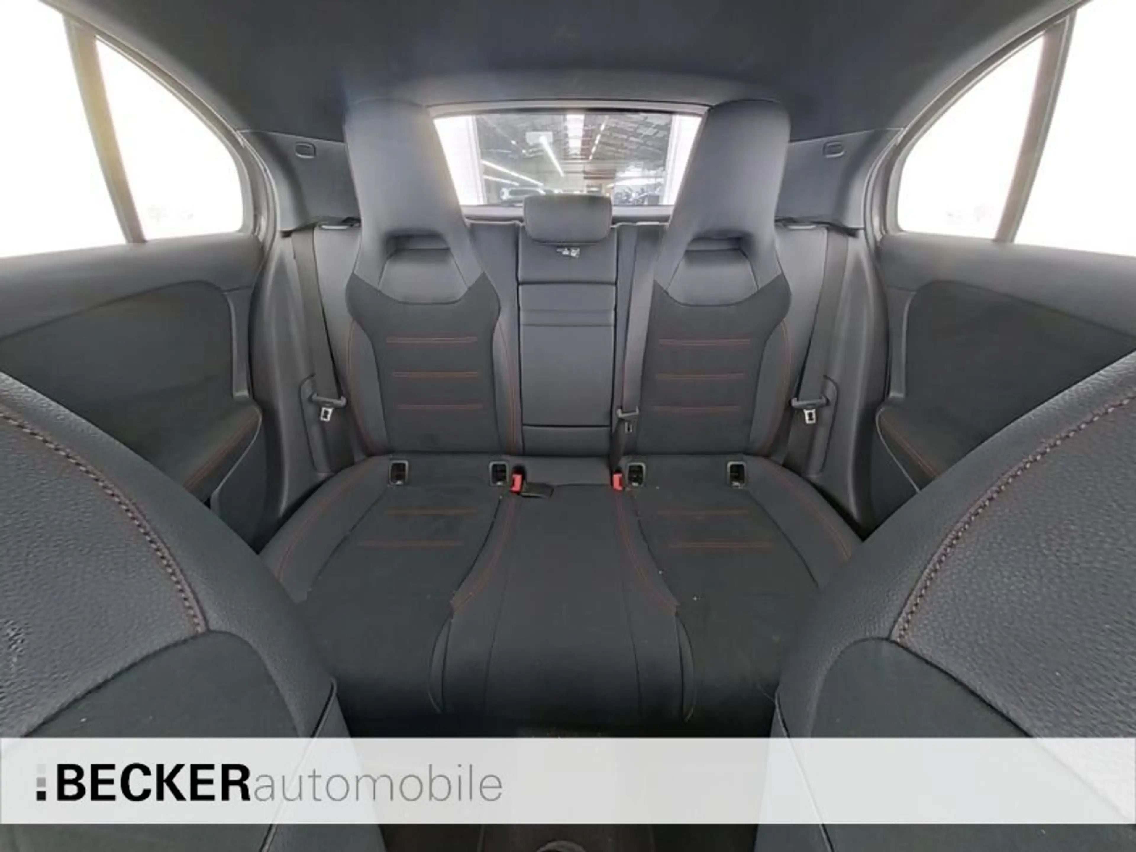 Mercedes-Benz A 200 A 200 EDITION AMG MULTIBEAM 360° TOTWINKEL DISTR — photo 8