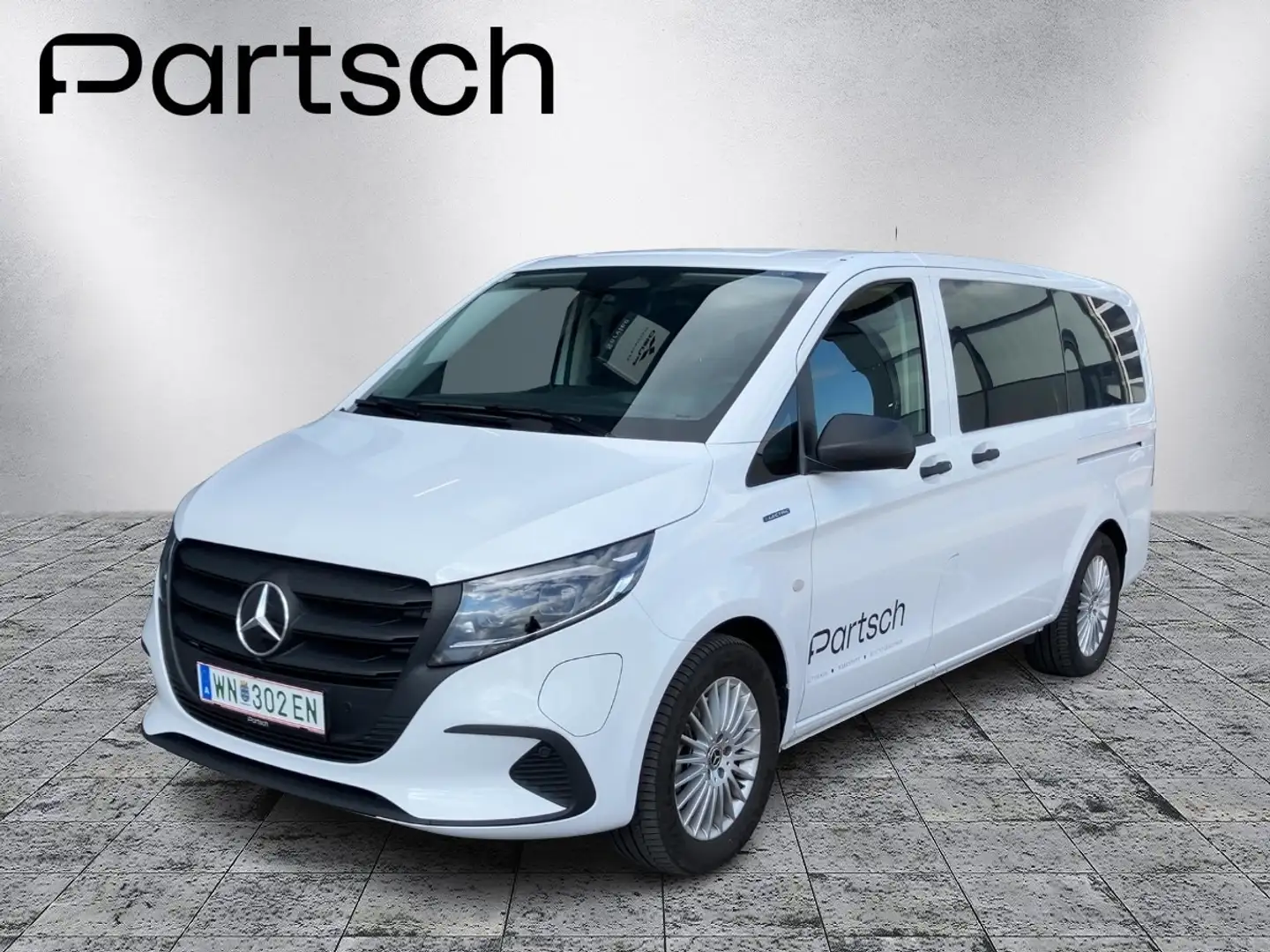 Mercedes-Benz eVito 129 Tourer PRO Lang 90KWh 8-Sitzer Weiß - 2