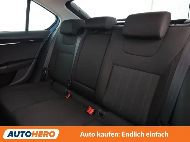 Skoda Octavia view 14
