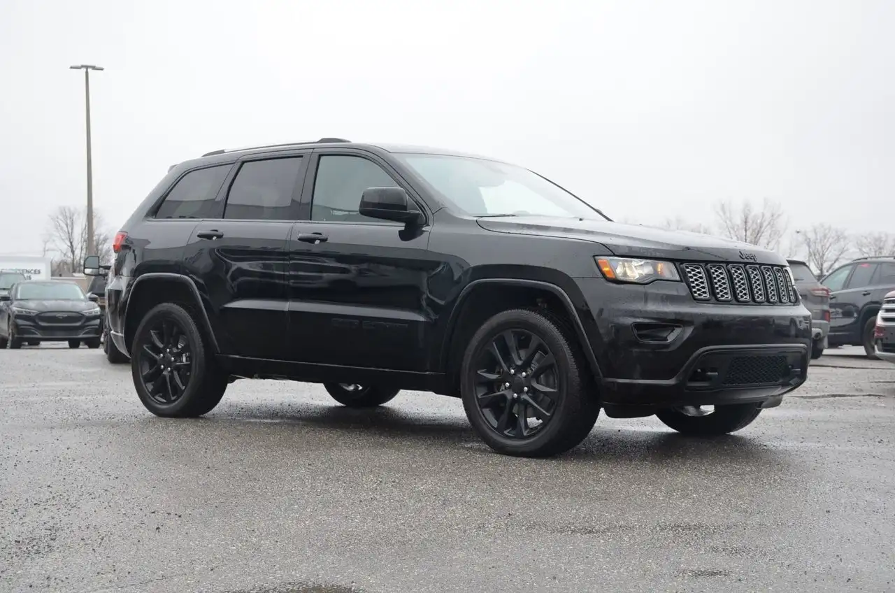 Jeep Grand Cherokee снимка Jeep Grand Cherokee