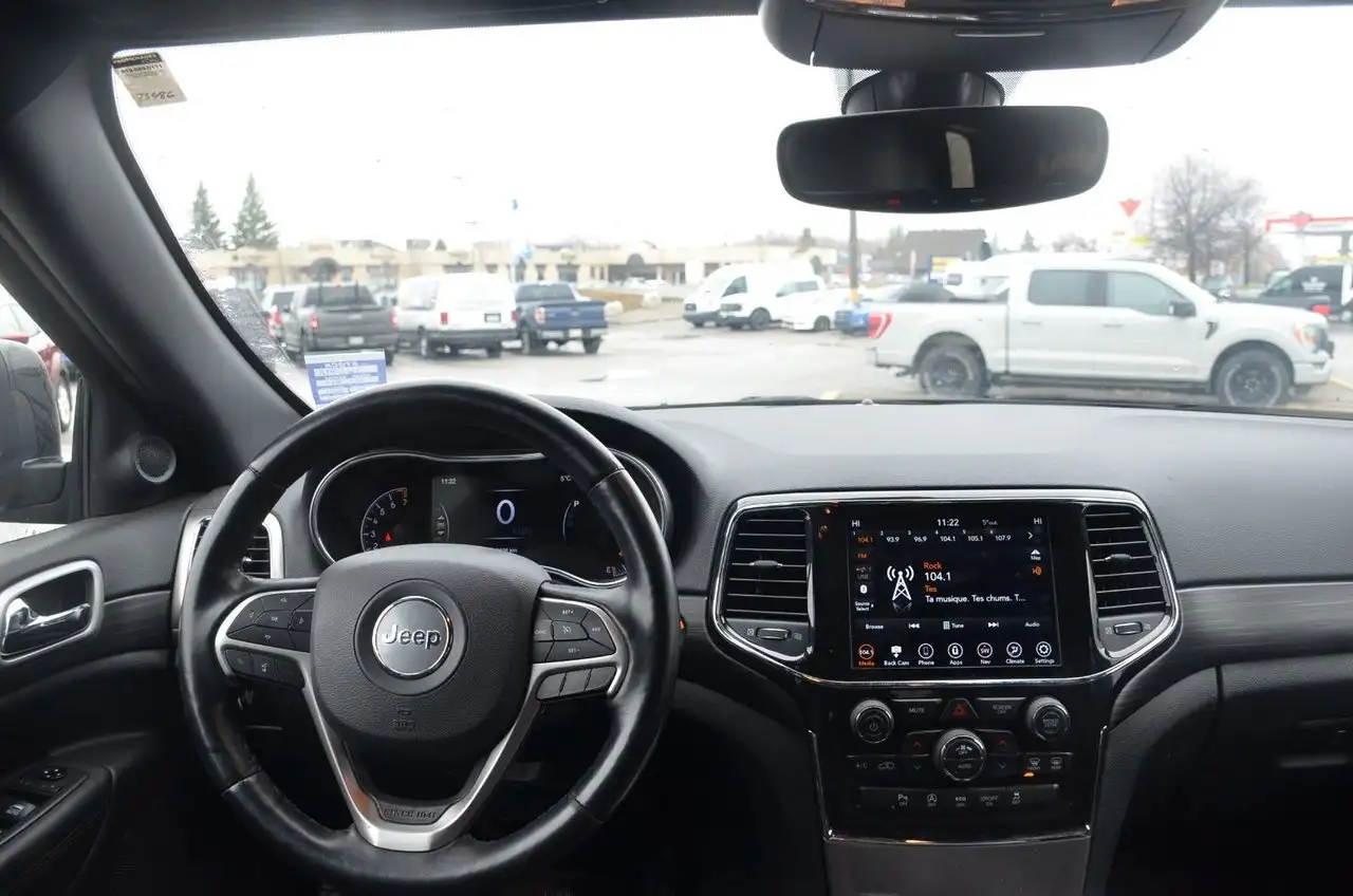 Jeep Grand Cherokee снимка Jeep Grand Cherokee