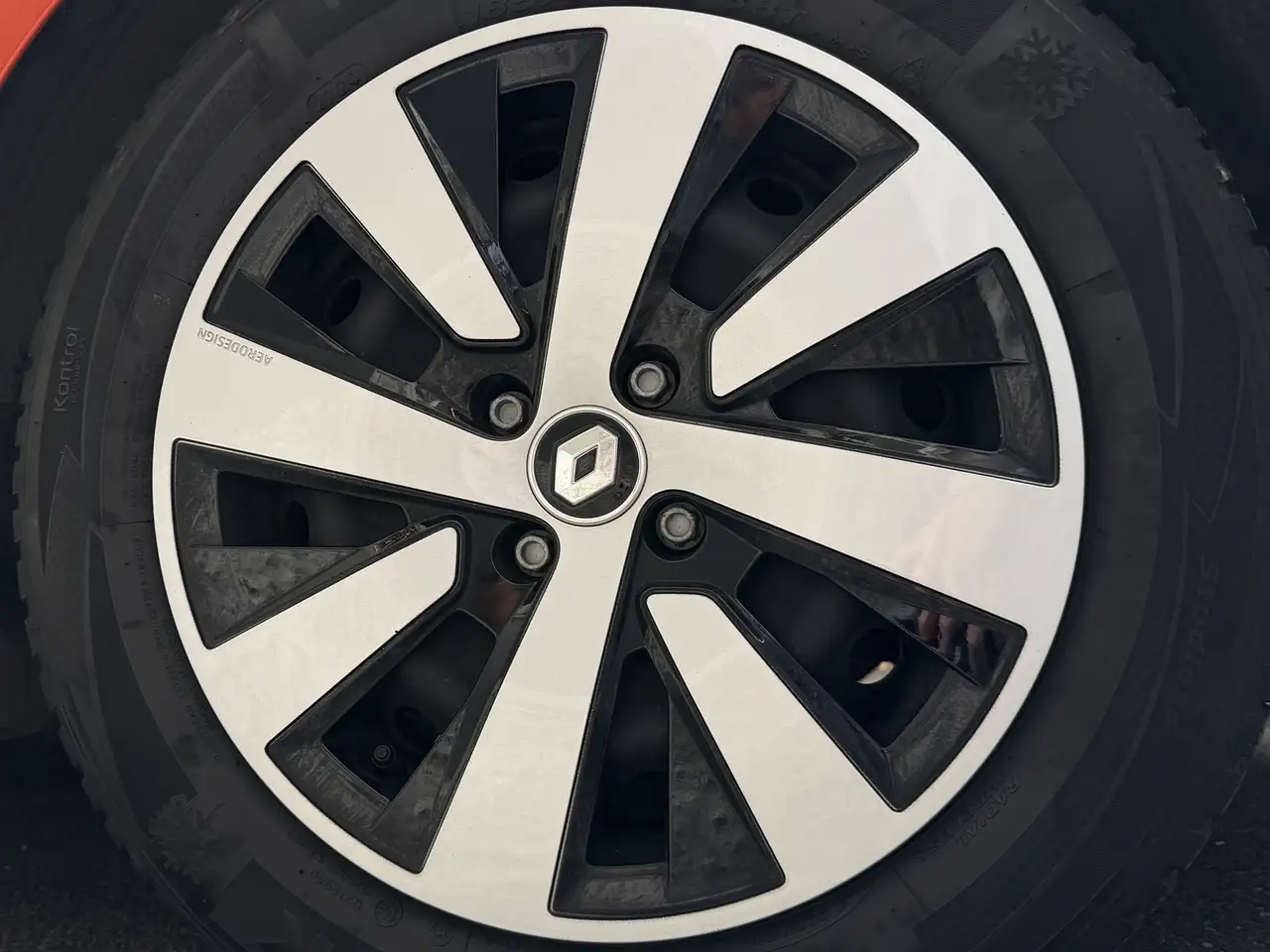 Renault Clio 1.6 Hybrid E-TECH 145 Equilibre 8