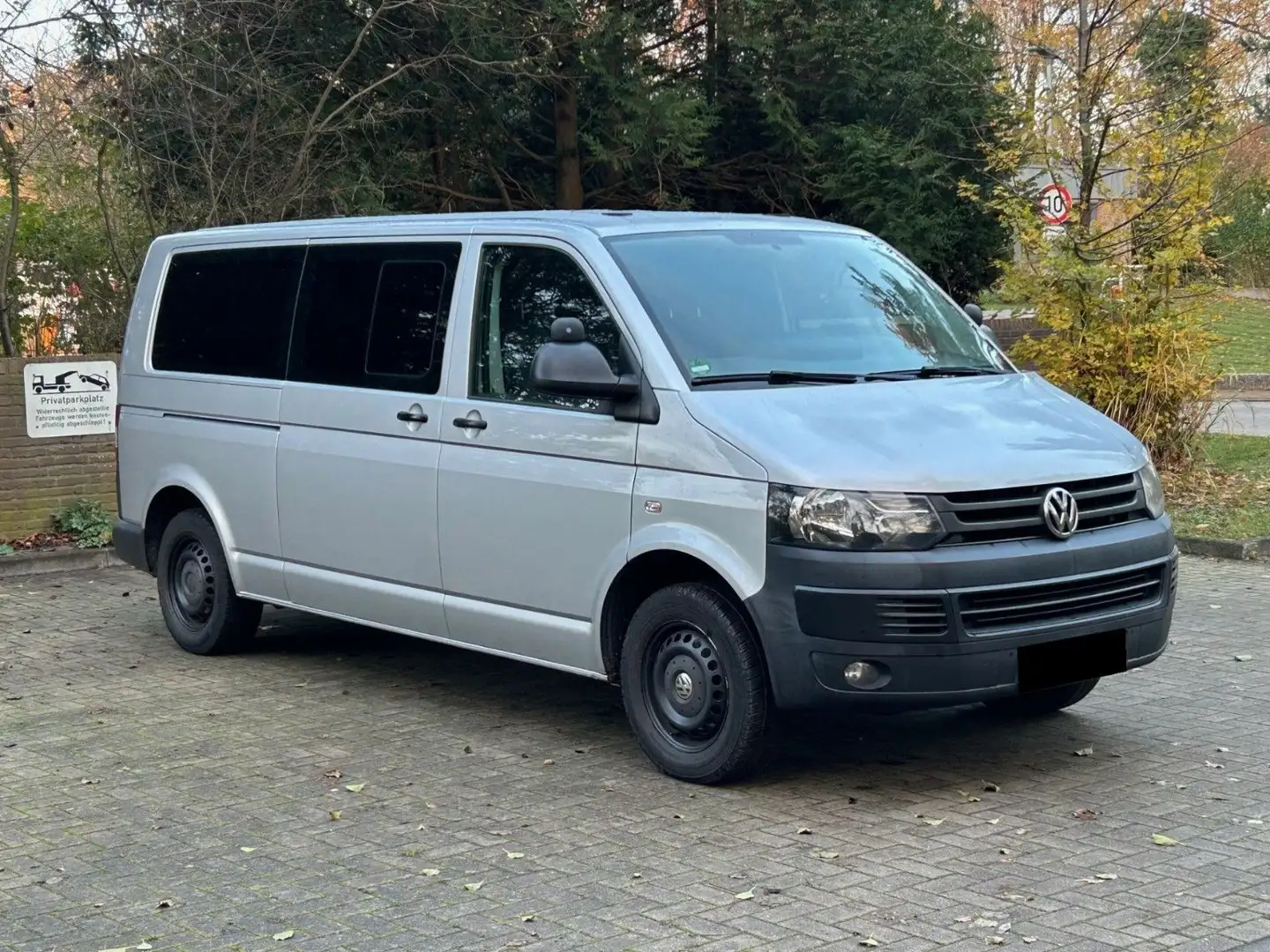 Volkswagen T5 Transporter Kasten-Kombi lang Silber - 2