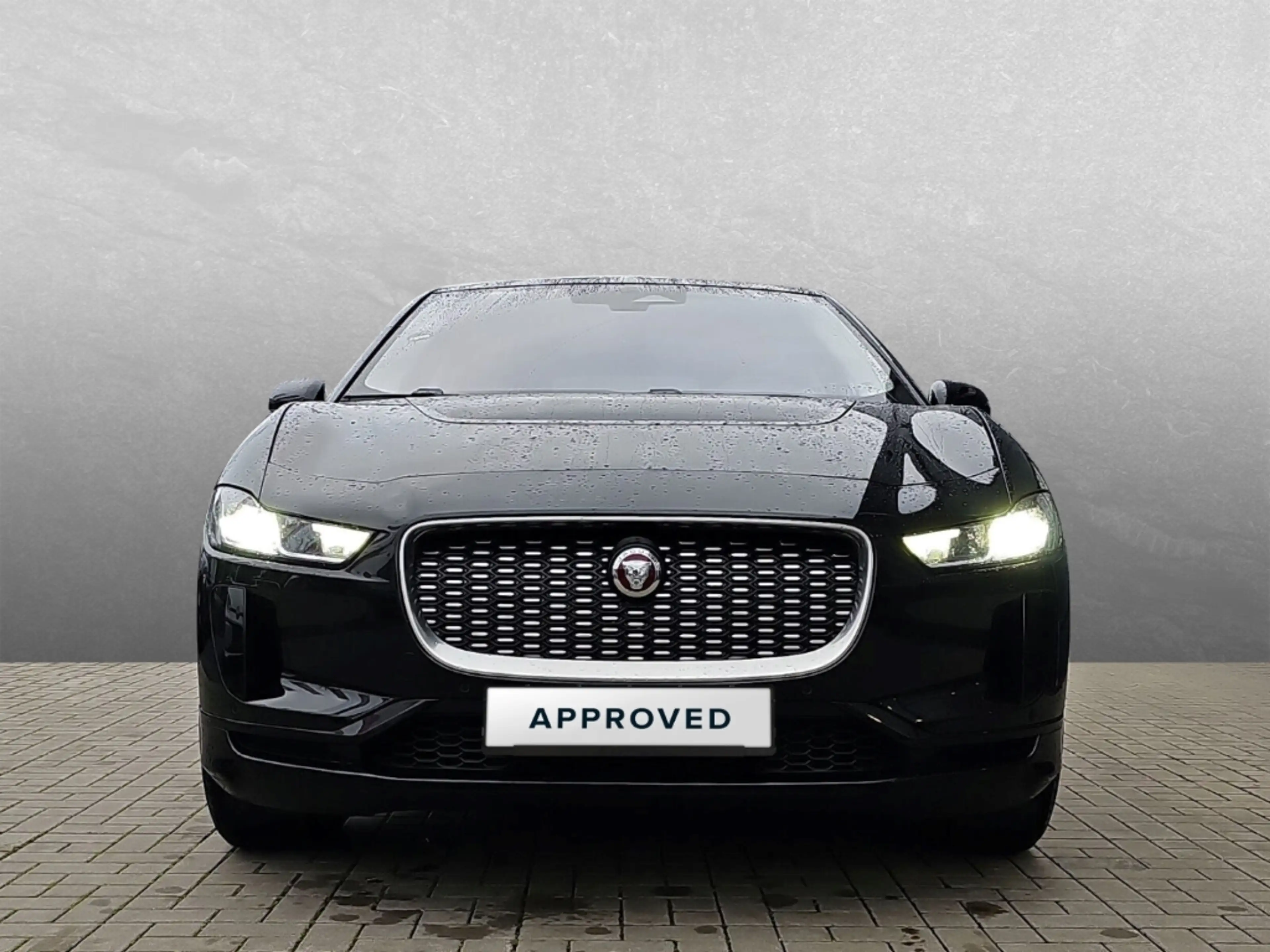 Jaguar I-Pace EV400 S — photo 9