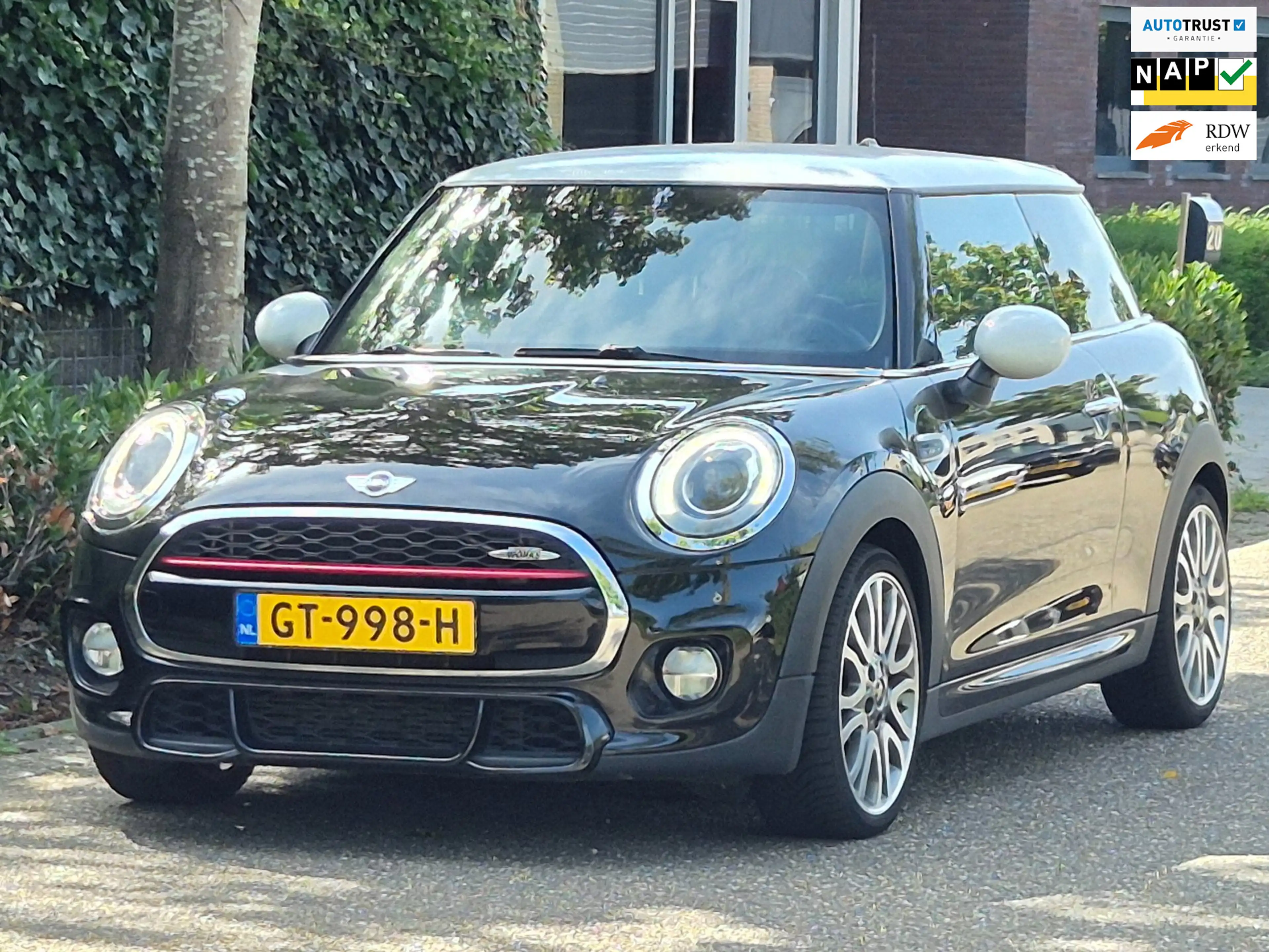 MINI John Cooper Works 3-Deurs 1.5 JCW Apple CarPlay Stoelverwarming Crui