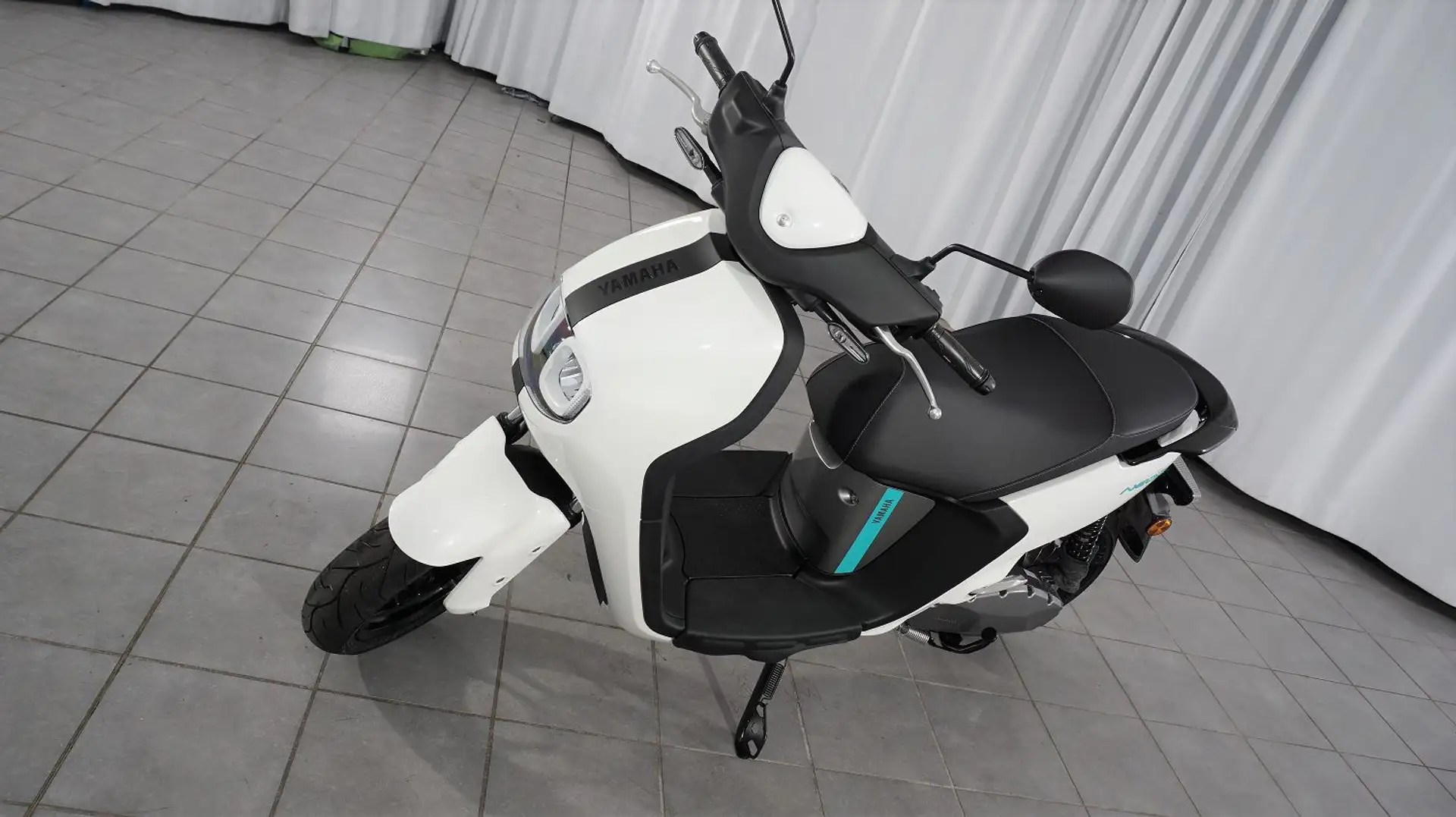 Yamaha Neo´s Elektro-Roller 2023 Neos Neo s  2. Akku mögl White - 2