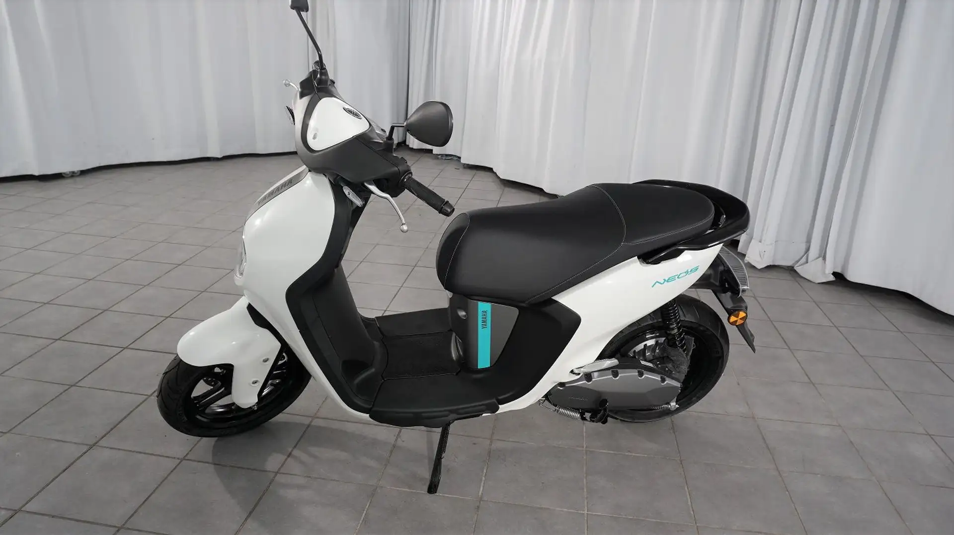 Yamaha Neo´s Elektro-Roller 2023 Neos Neo s  2. Akku mögl White - 1