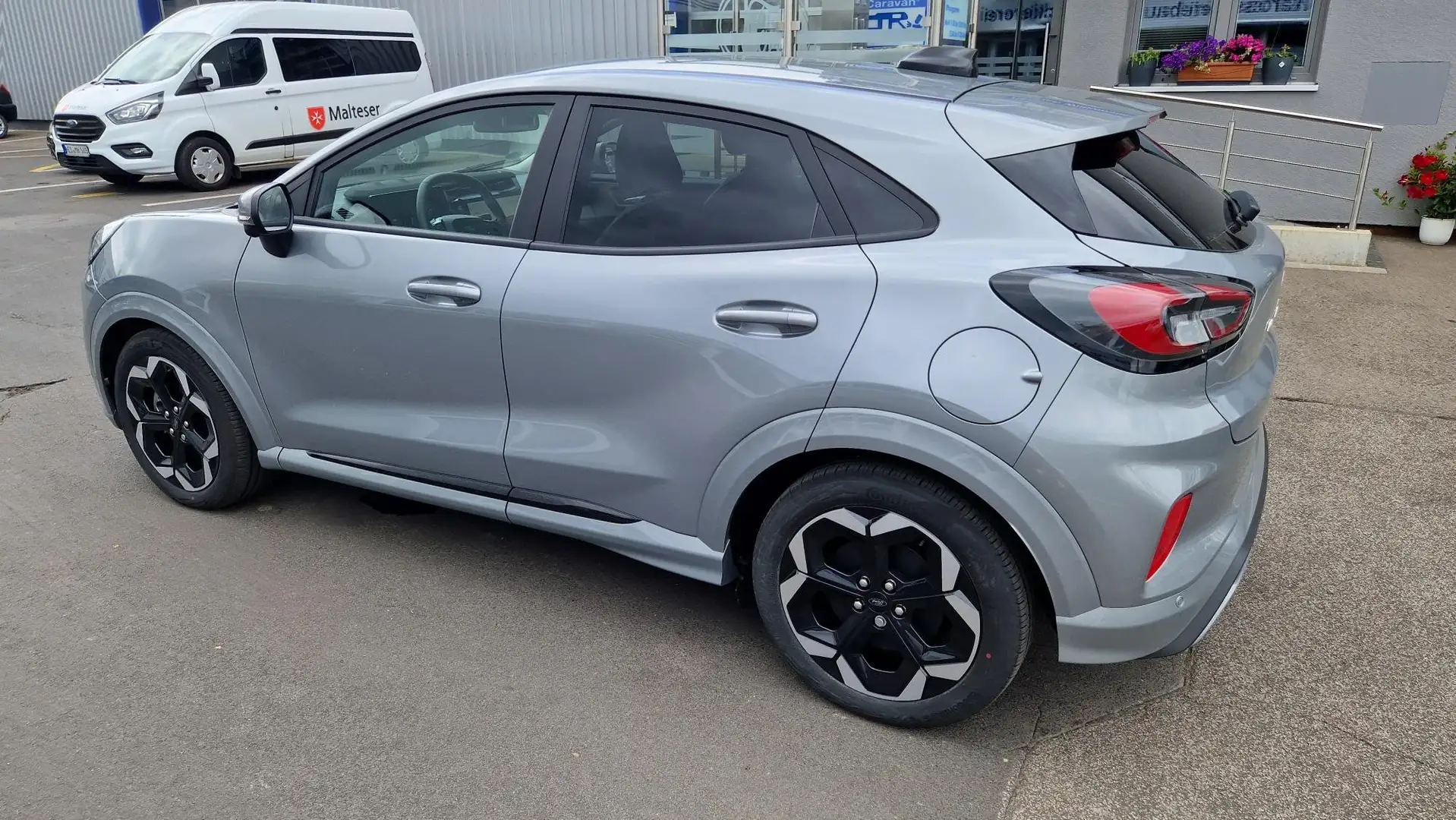 Ford Puma Gen-E 124 kW Premium FWD Grau - 2