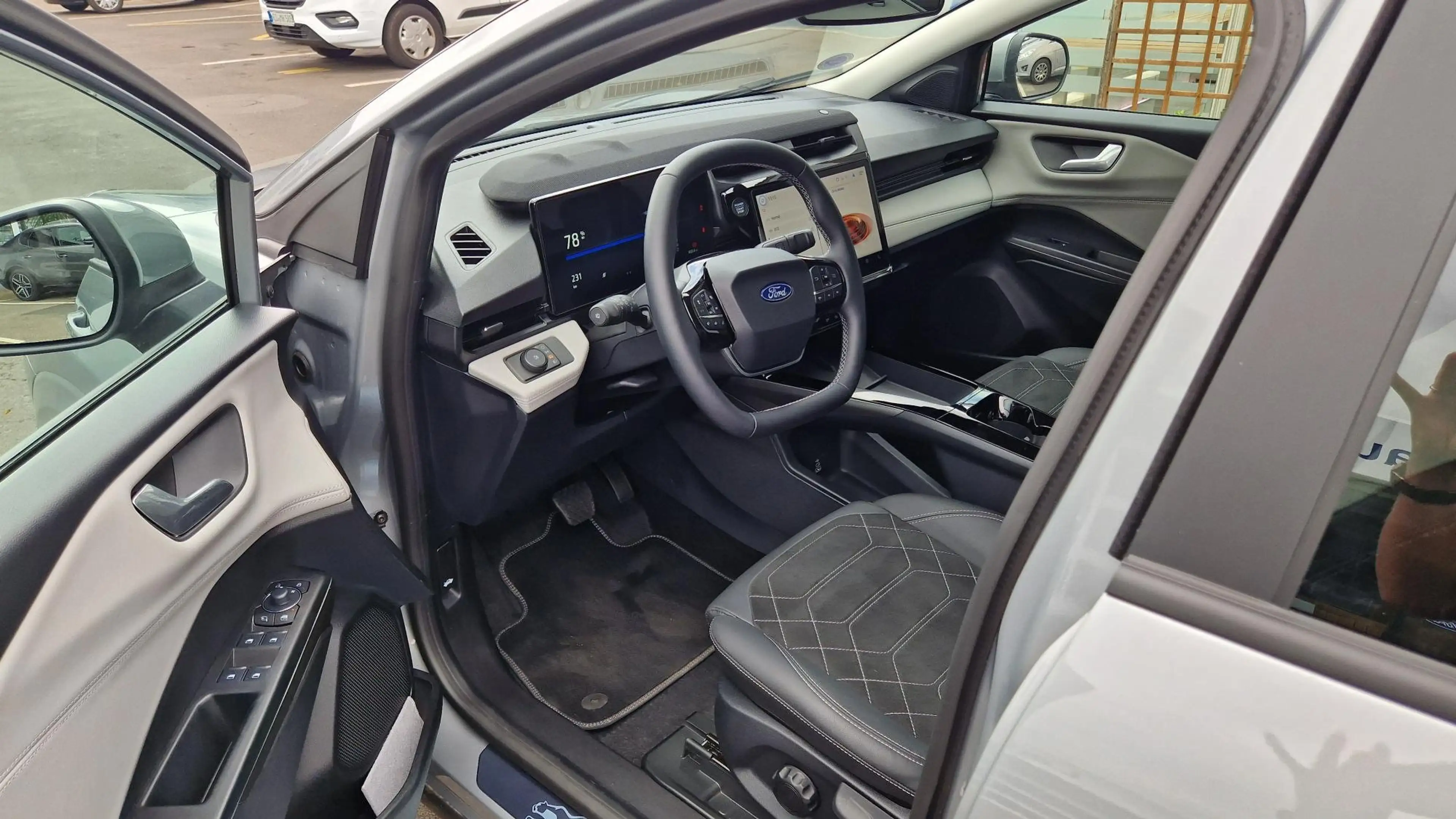Ford Puma Gen-E 124 kW Premium FWD — photo 9
