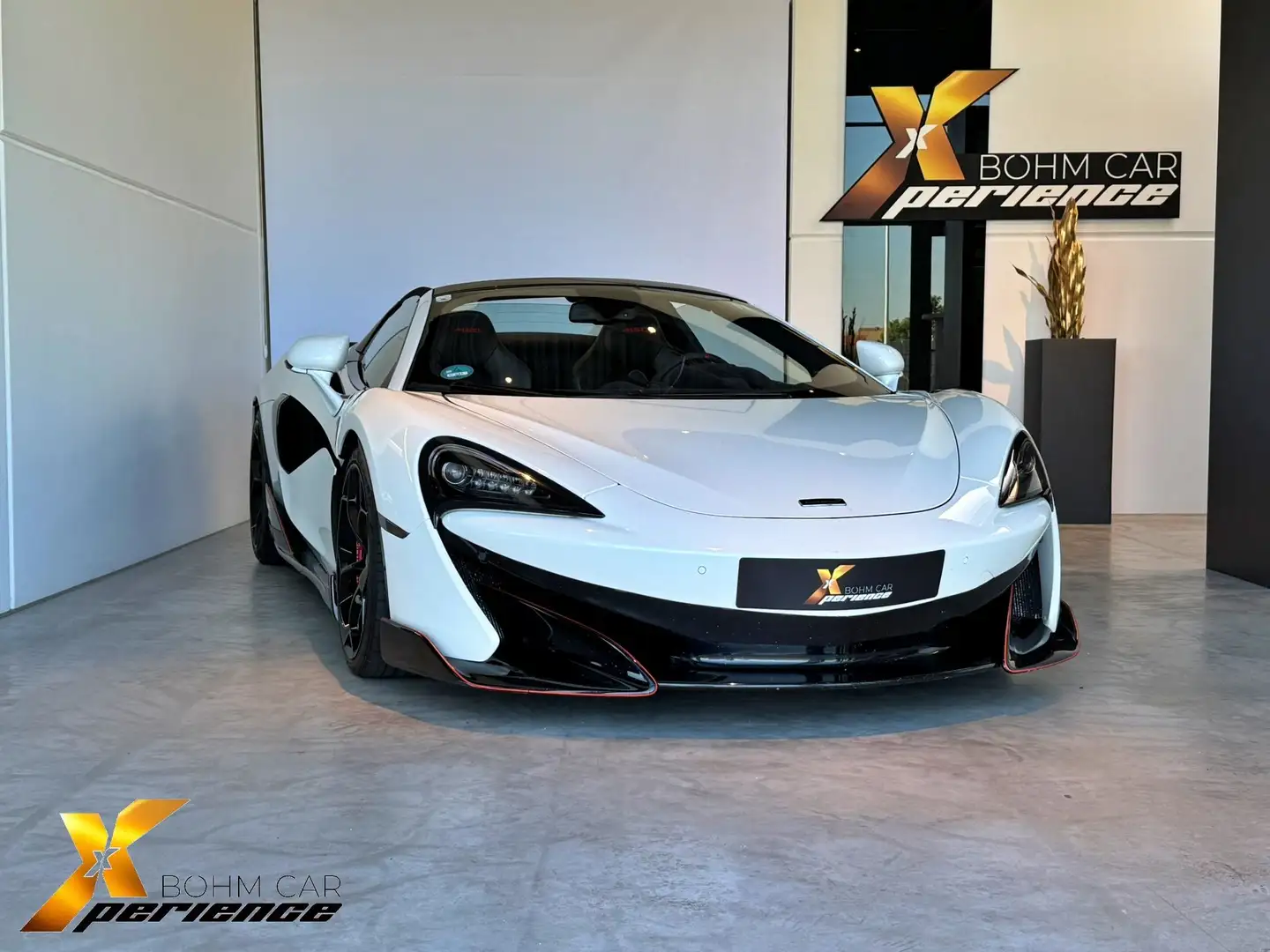 McLaren 600LT Spider - MSO - Carbon - Lift - Lux Pack Blanc - 1