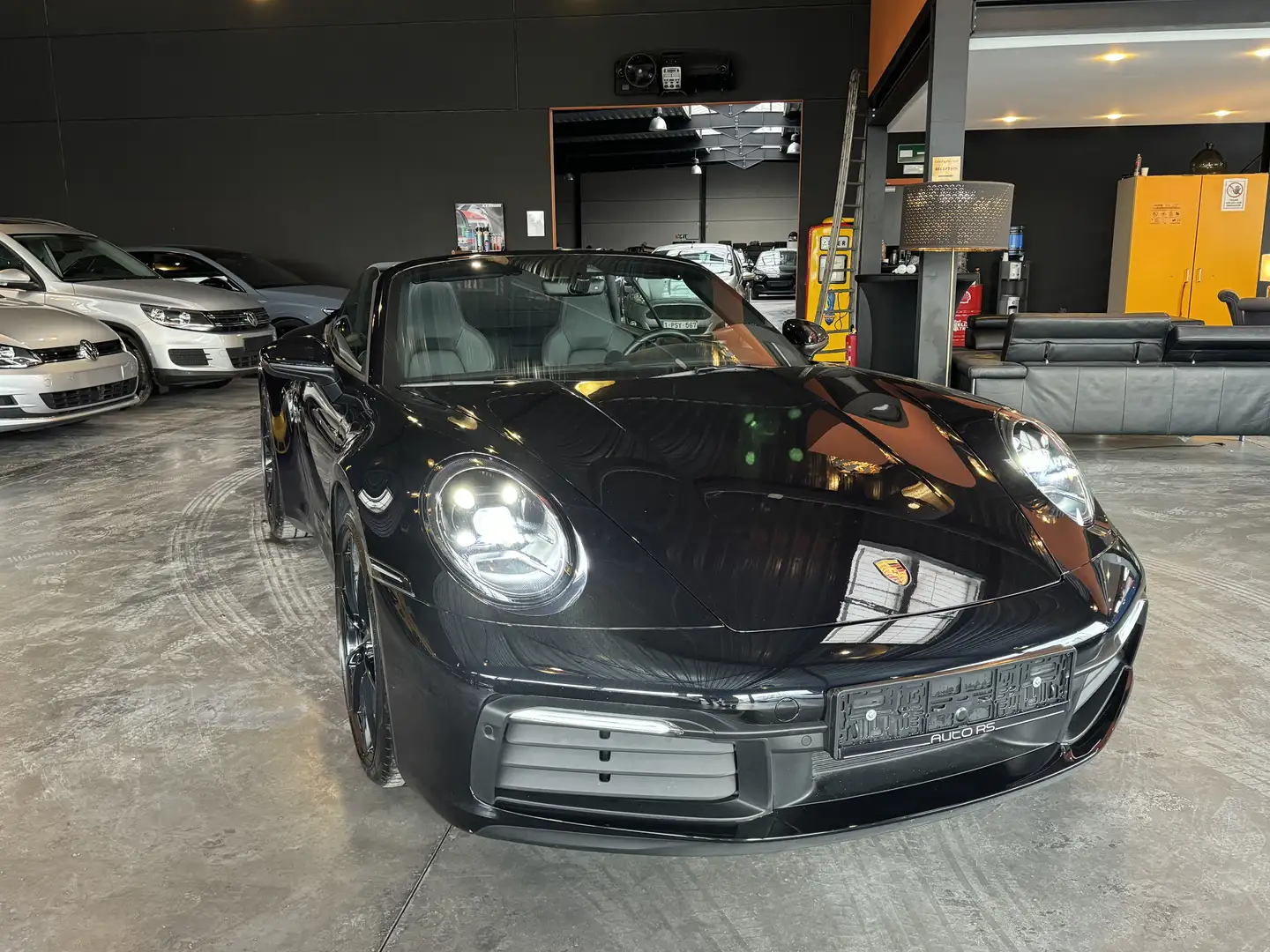 Porsche 911 Carrera 4 Cabriolet 3.0 Turbo PDK (EU6d-TEMP) - 1