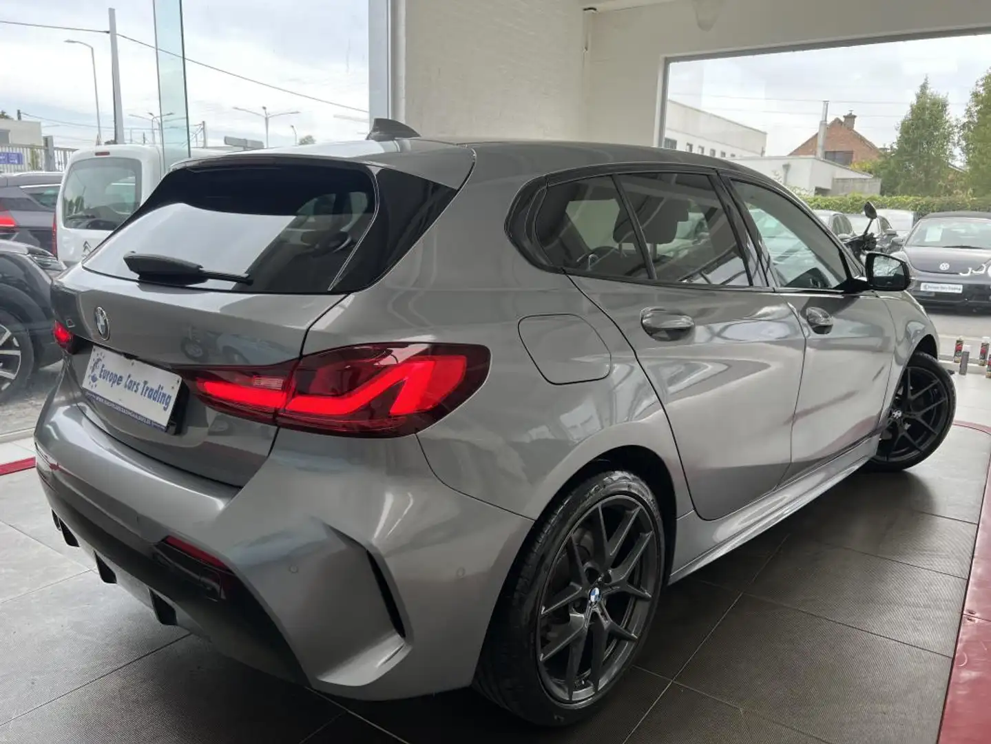 BMW 118 118 i 118i F40 136Ch PACK M CARPLAY 22306€HT GAR 1 Gris - 2
