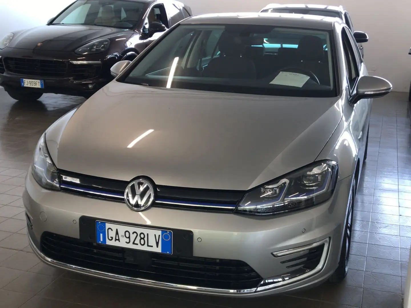 Volkswagen e-Golf e-Golf 5p Grigio - 1