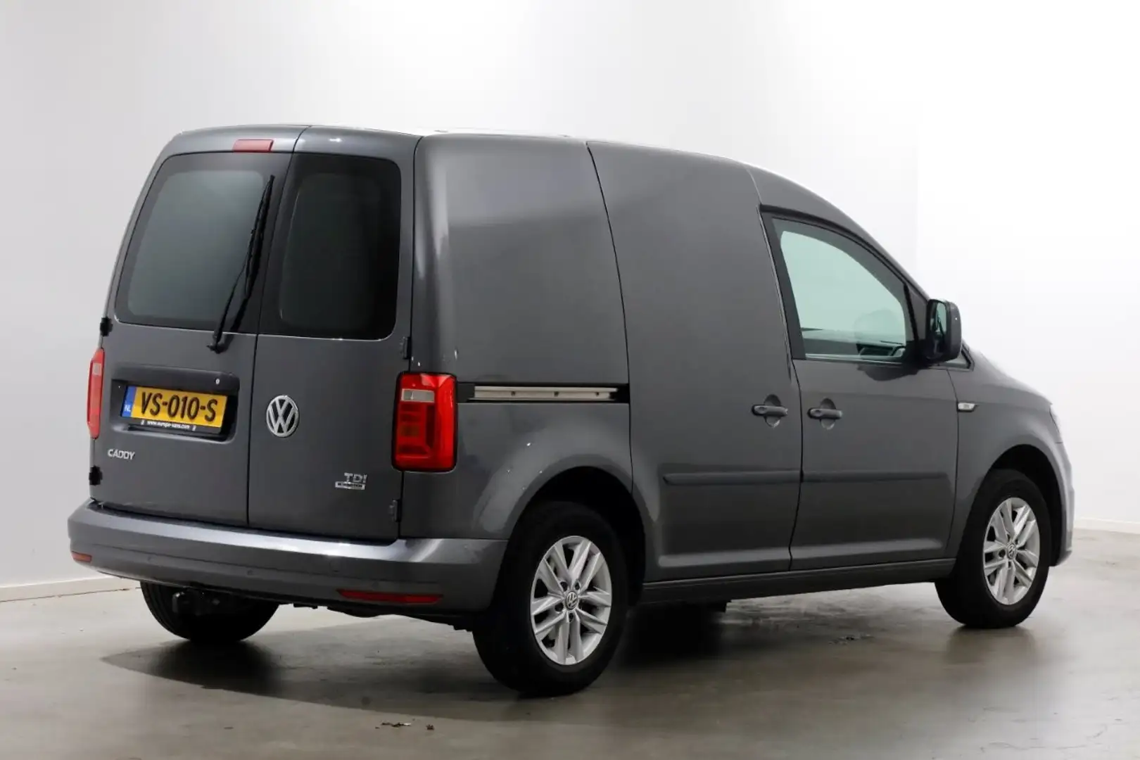 Volkswagen Caddy 2.0 TDI 102pk E6 L1H1 DSG-Automaat Highline Airco/ Grijs - 2