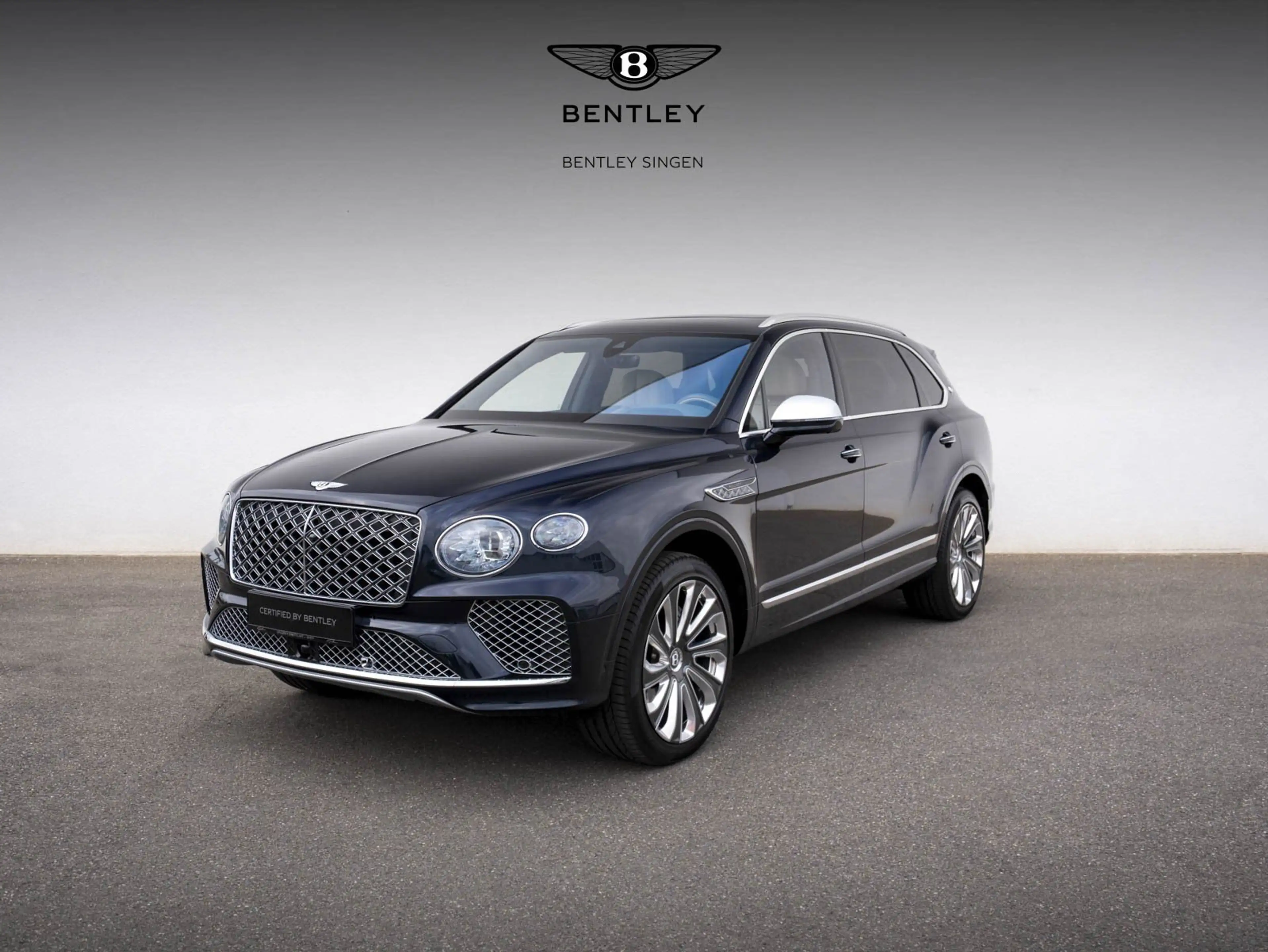 Bentley Bentayga EWB Mulliner V8 — photo 7