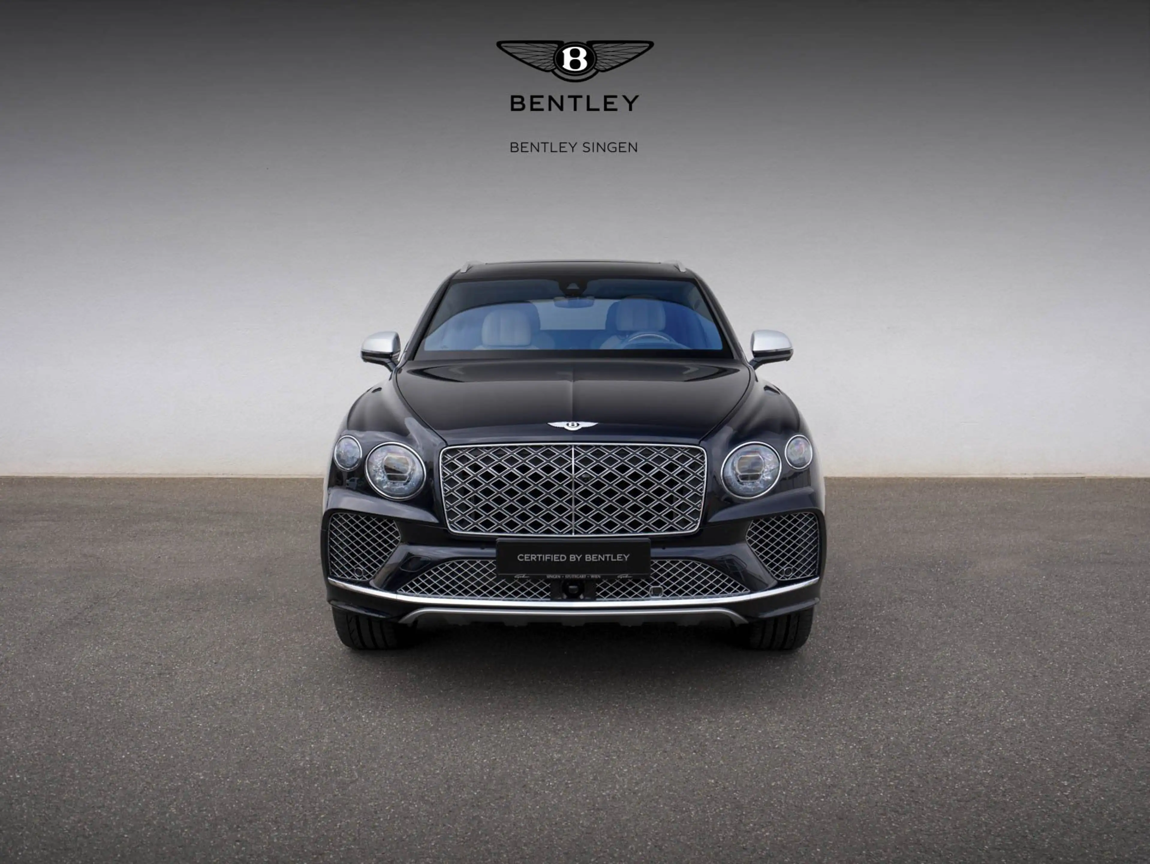 Bentley Bentayga EWB Mulliner V8 — photo 8