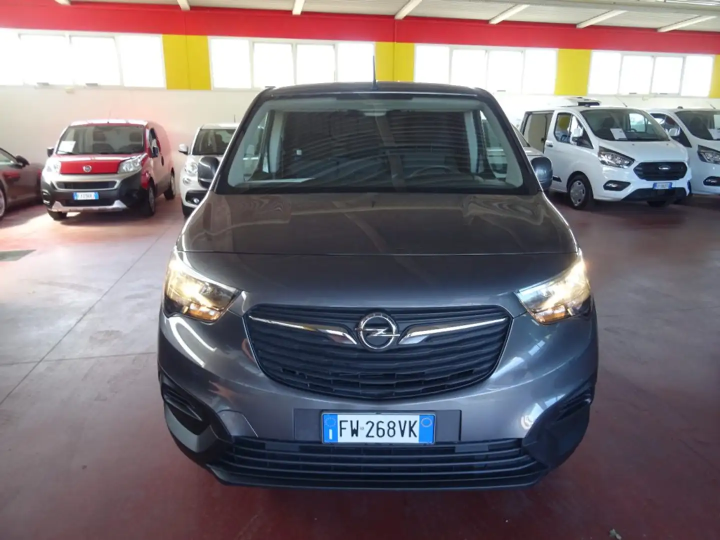 Opel Combo Cargo 1.5 Diesel 100CV S&S PC 650kg Edition Grigio - 2