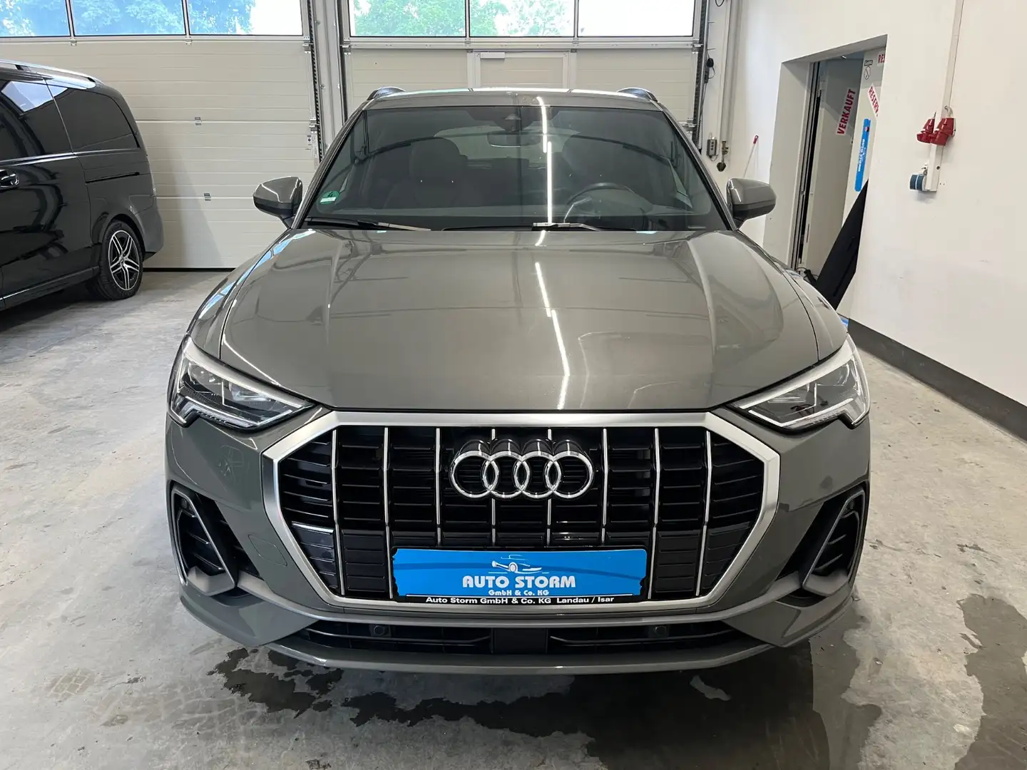 Audi Q3 S-line 45 TFSI e Hybrid*LED*ACC*Navi*Memory* Grau - 2