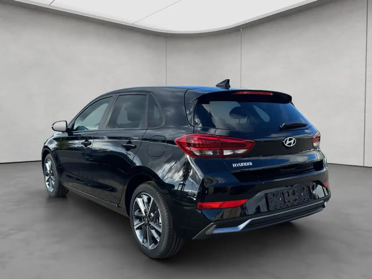 Hyundai i30 1.0 T-GDI DCT Advantage 74 kW, 5-türig 3