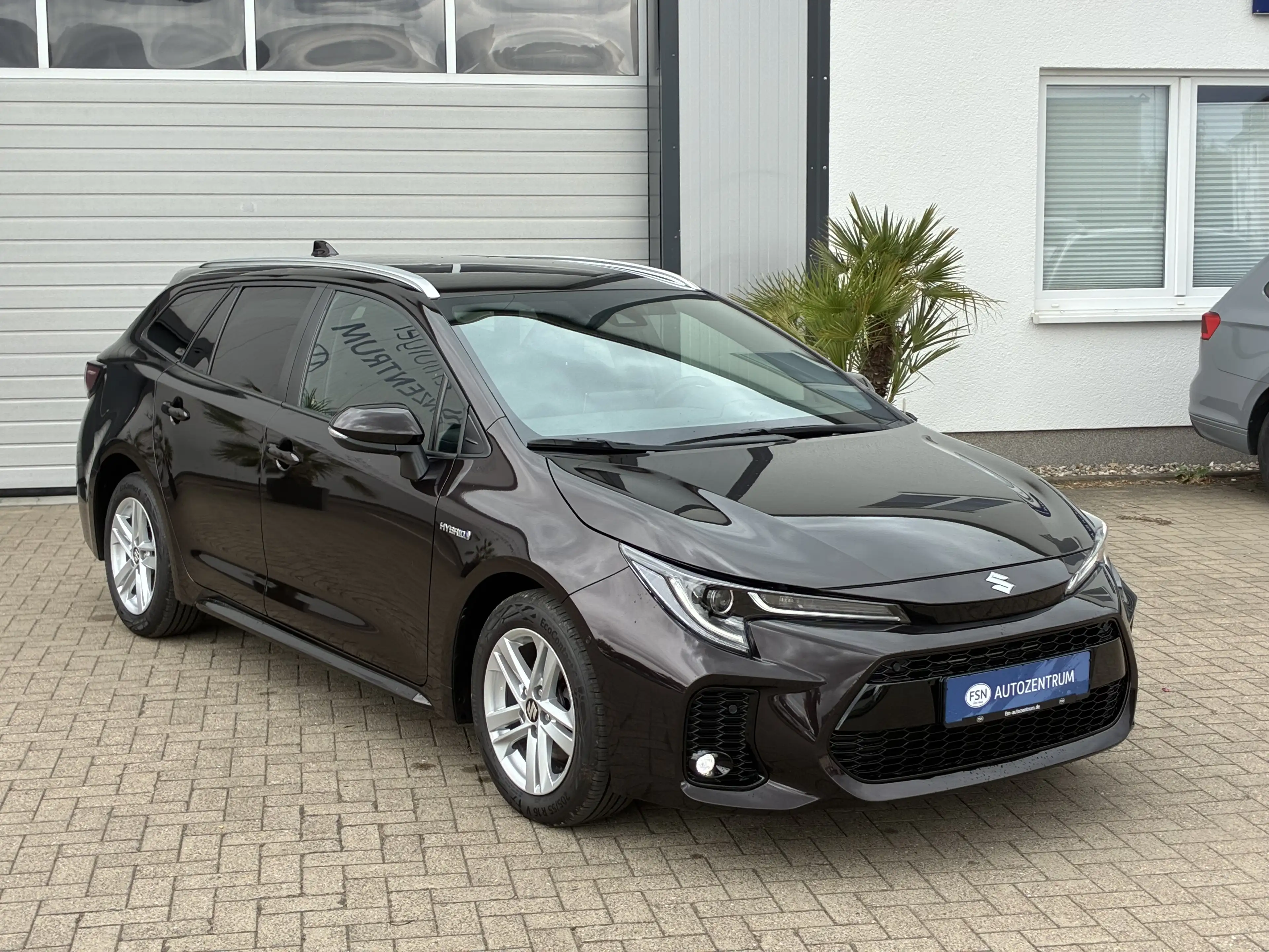 Suzuki Swace COMFORT+ CVT HYBRID RFK ACC — photo 3