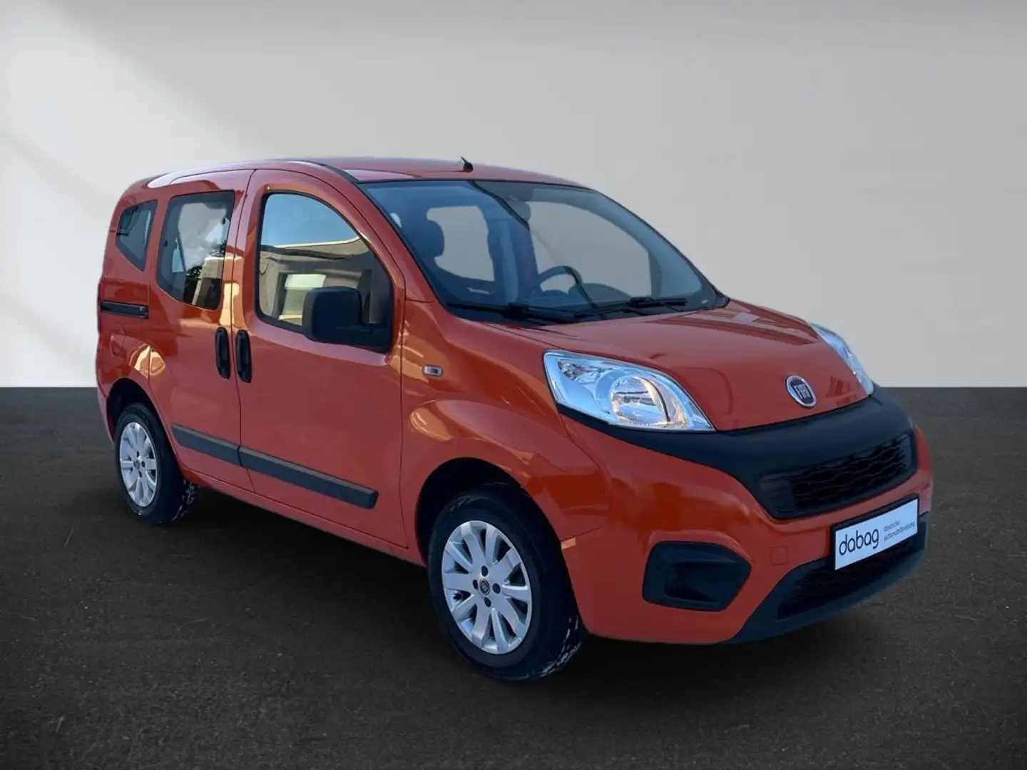 Fiat Qubo 1.4 8V Pop Orange - 2
