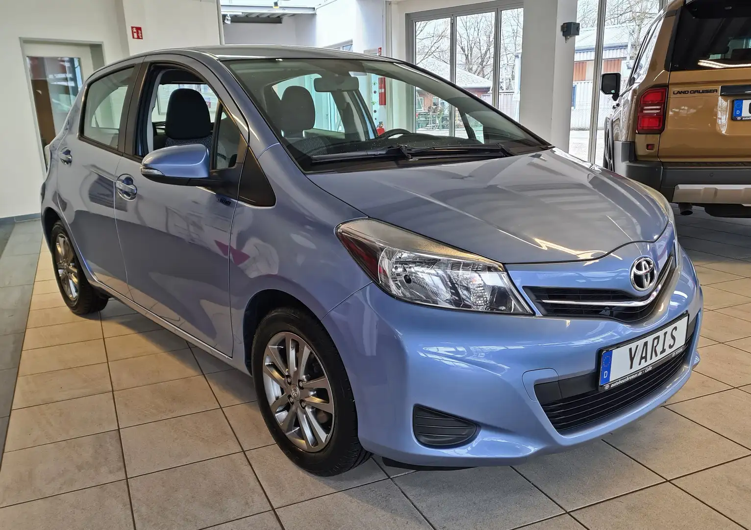 Toyota Yaris Yaris 5-Türer 1.33 VVT-i Edition Blau - 2