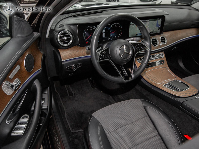 Mercedes-Benz E 400 d 4M T Schiebd.+360°+HUD+LED+18 — photo 5