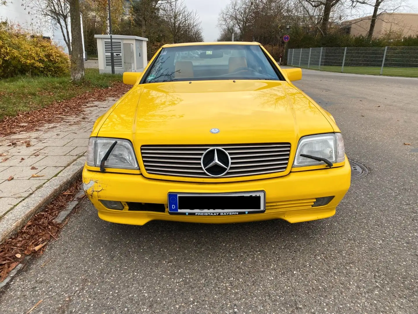 Mercedes-Benz SL 280 Geel - 2