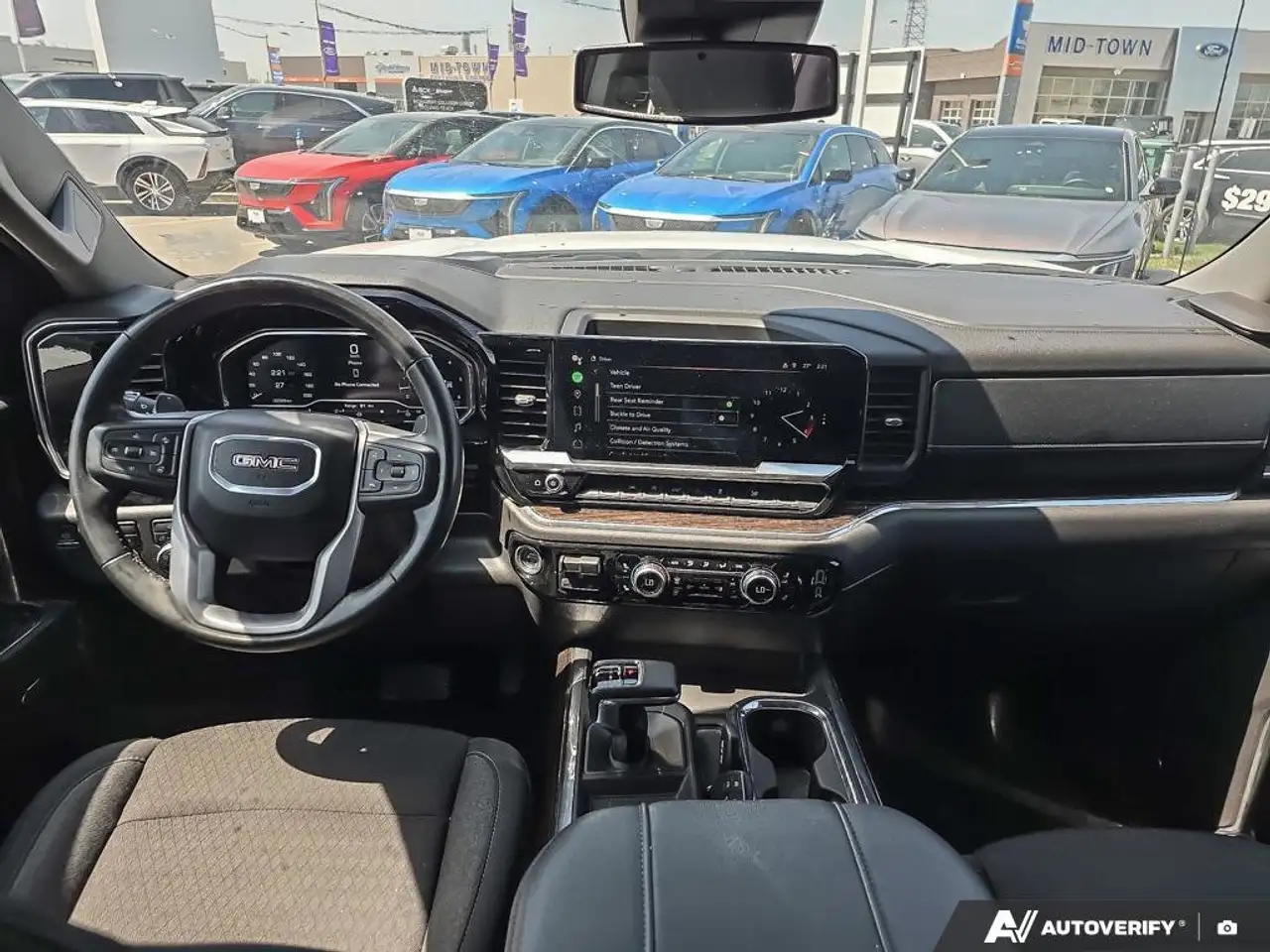 GMC Sierra 1500 снимка GMC Sierra 1500
