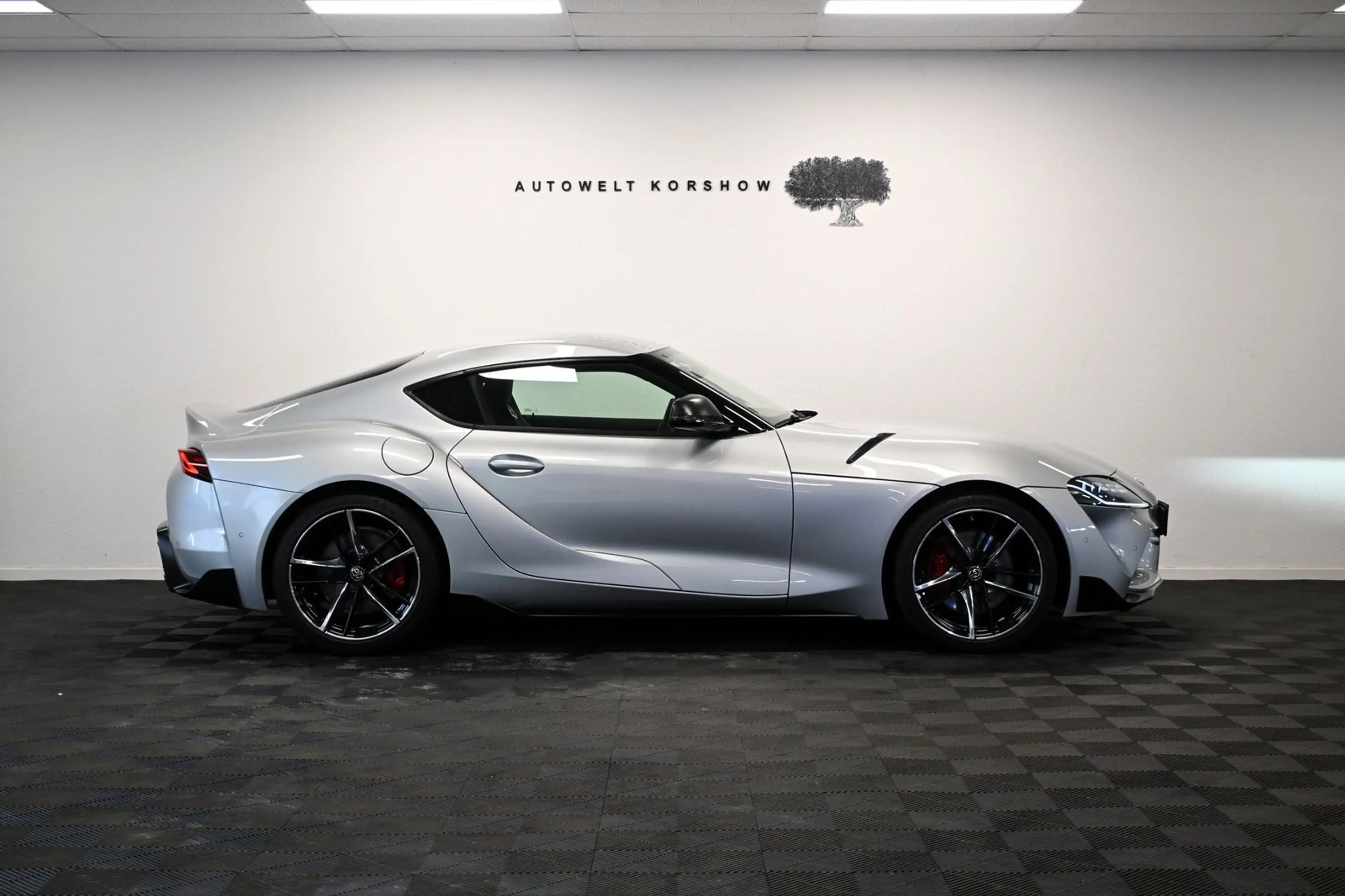 Toyota Supra GR 3.0 Legend *MATRIX*RFK*JBL*KEYLESS*HUD — photo 5
