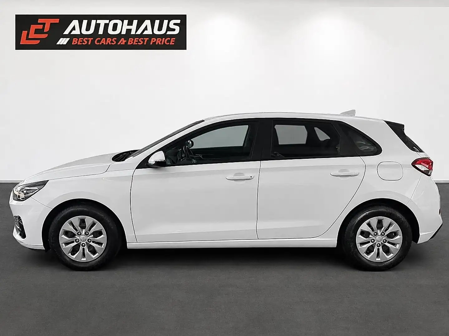 Hyundai i30 1,0 T-GDI i-Line Plus|1.BESITZ|GUTE AUSSTATTUNG| Weiß - 2