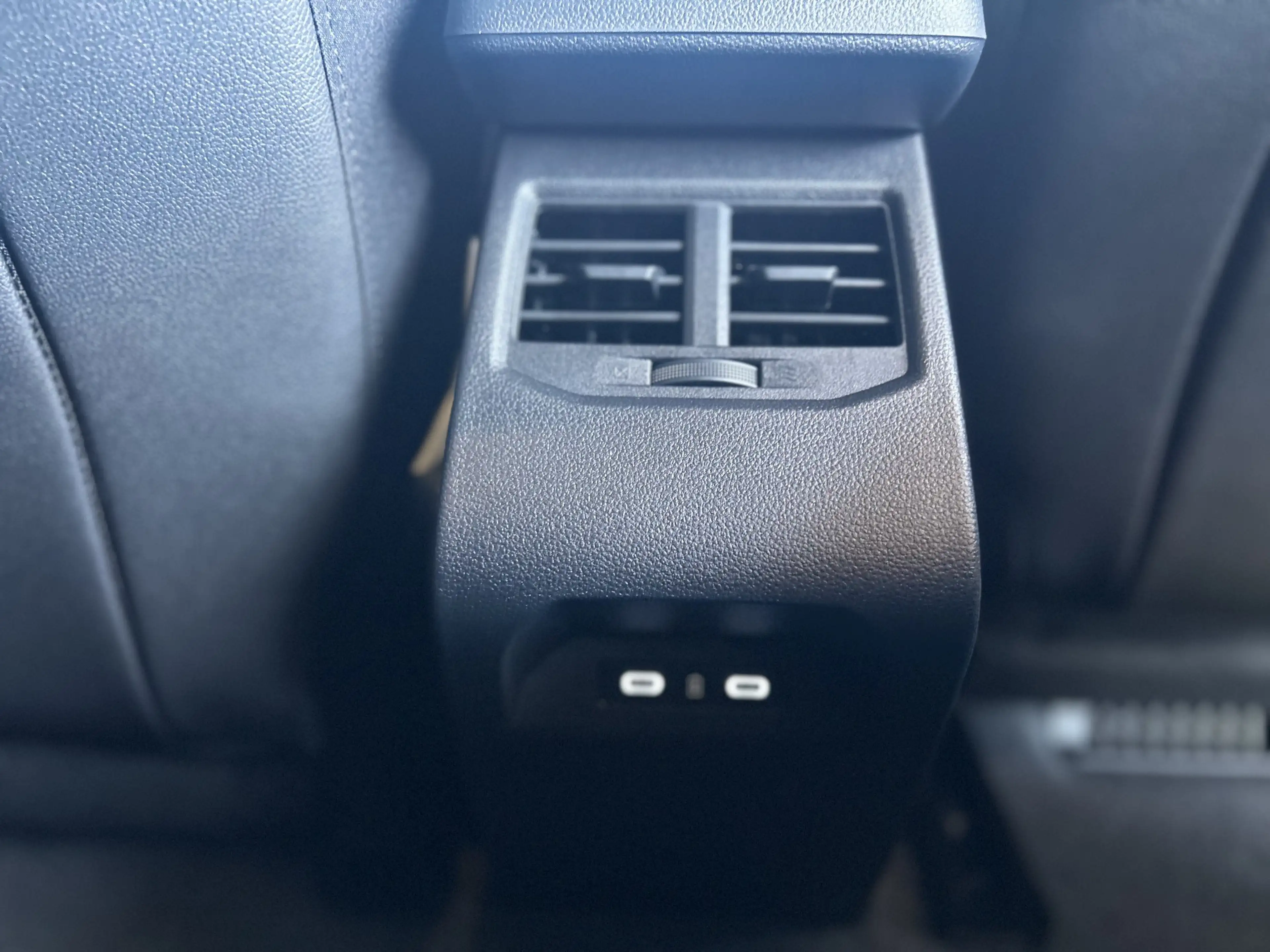 Renault Megane E-Tech 100% ele Iconic 220 Comfort Range — photo 13