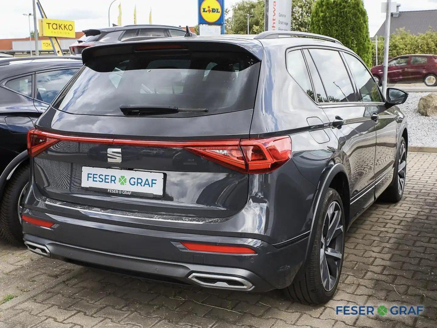 SEAT Tarraco FR 2.0 TDI DSG Navi StandHz AHK Kamera LED Grau - 2